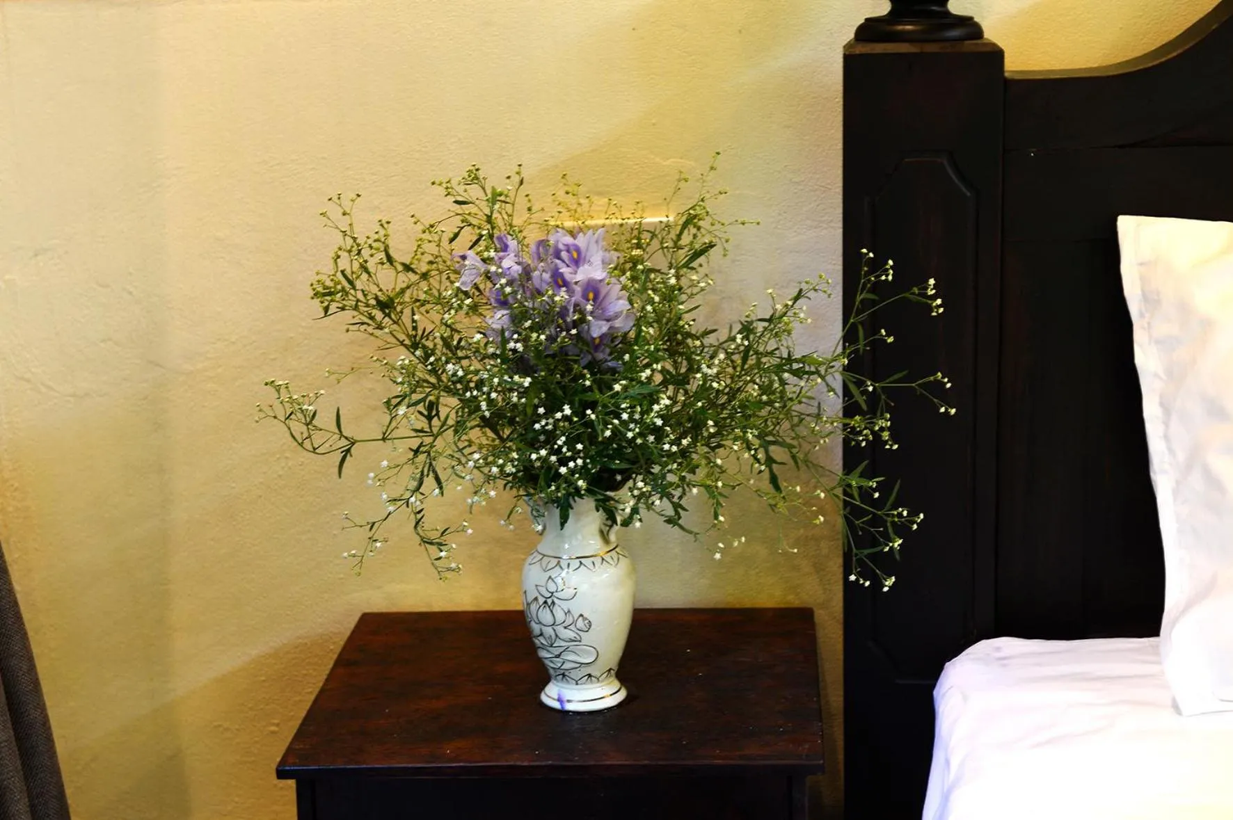 Bed in Ninh Binh Retreat