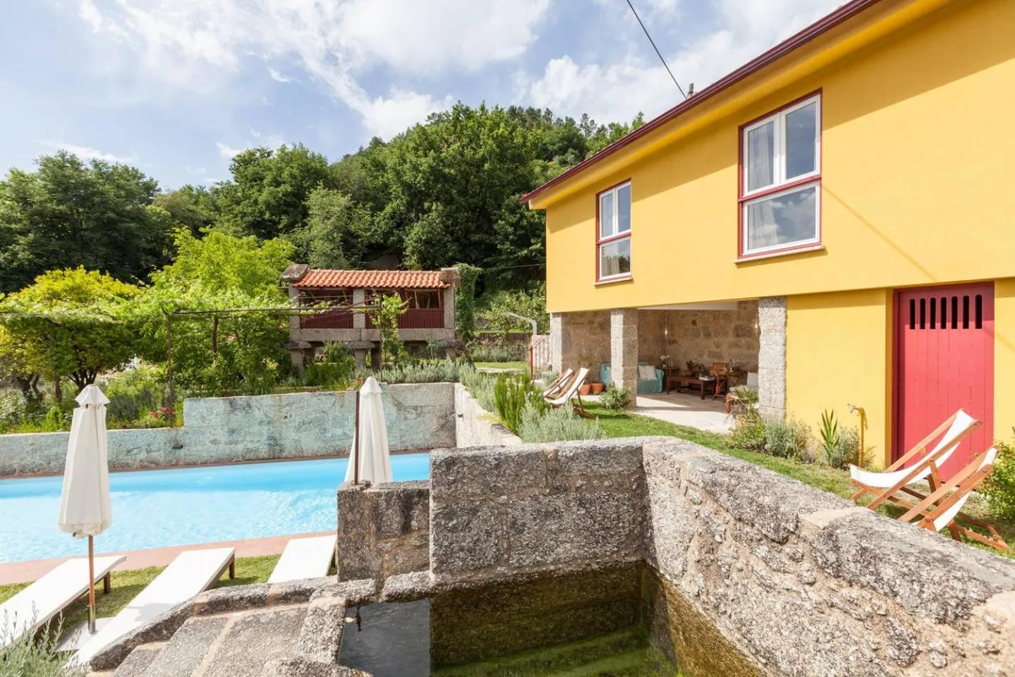 Garden in Casa do Eido - sustainable living & nature experiences Gerês
