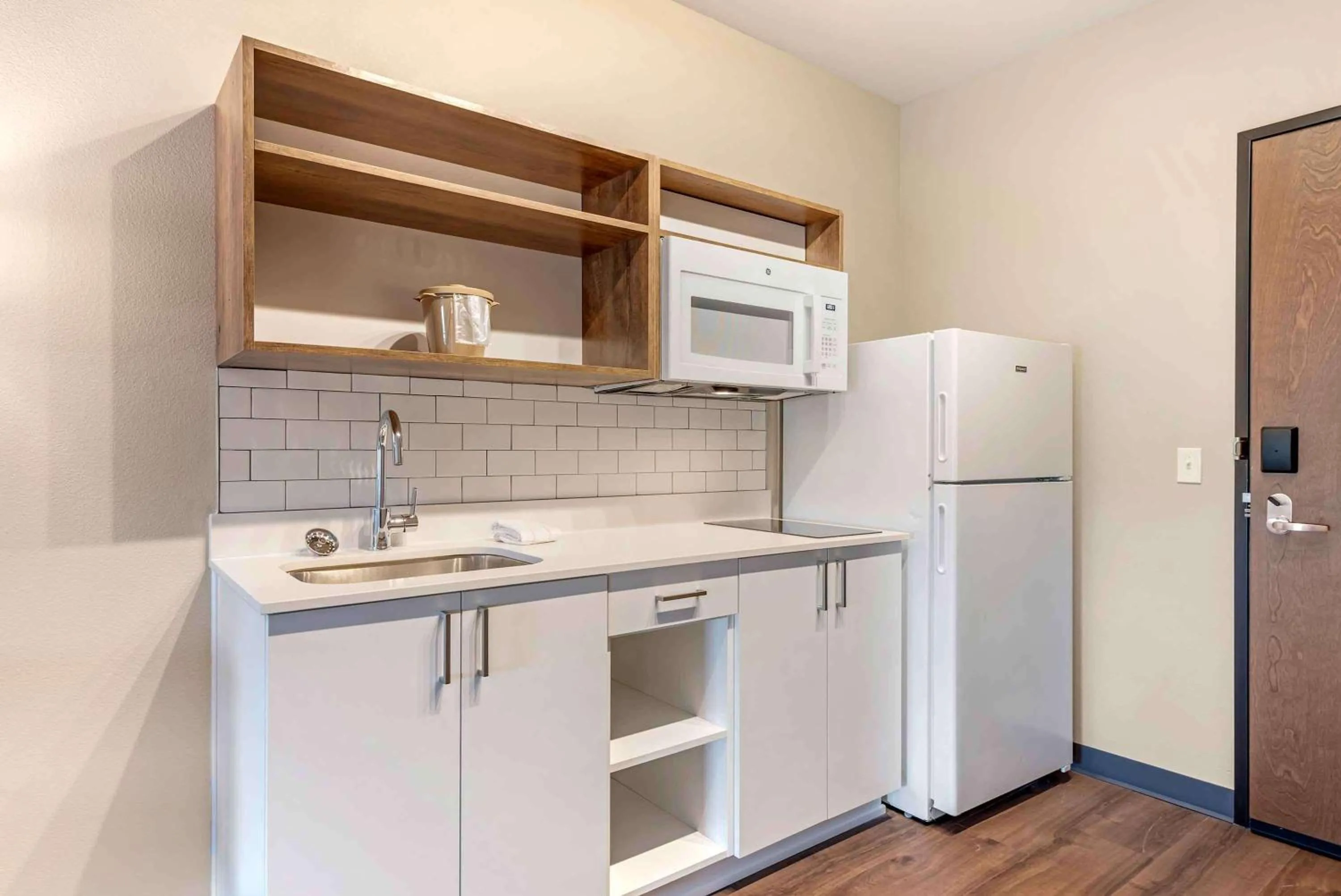 Kitchen or kitchenette in Extended Stay America Premier Suites - Pueblo