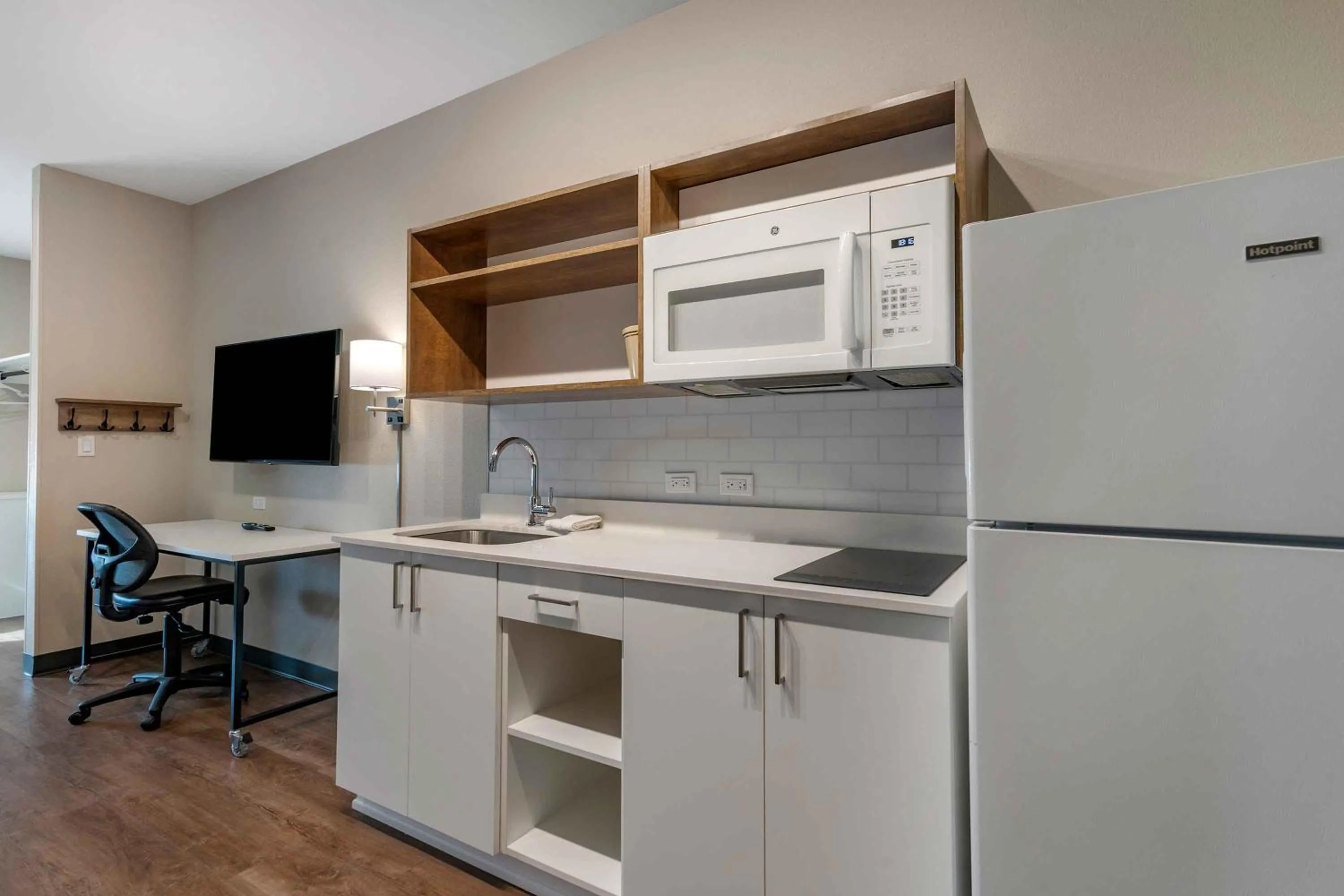 Kitchen or kitchenette in Extended Stay America Premier Suites - Pueblo