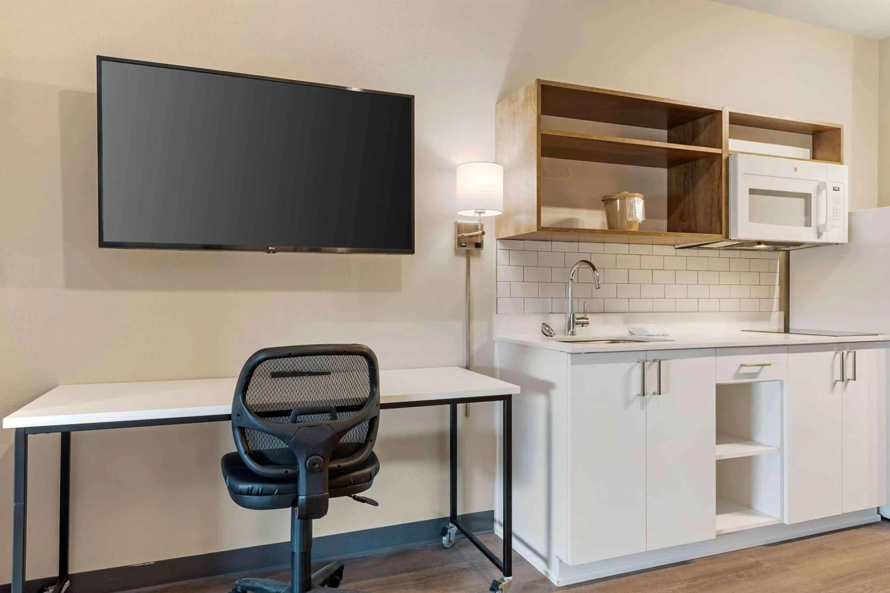 Bedroom in Extended Stay America Premier Suites - Pueblo