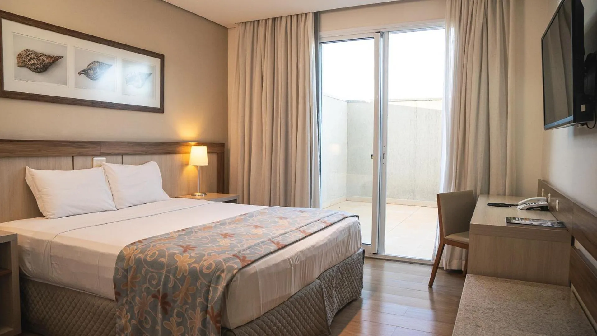 Bedroom, Bed in Interludium Iguassu Convention Hotel