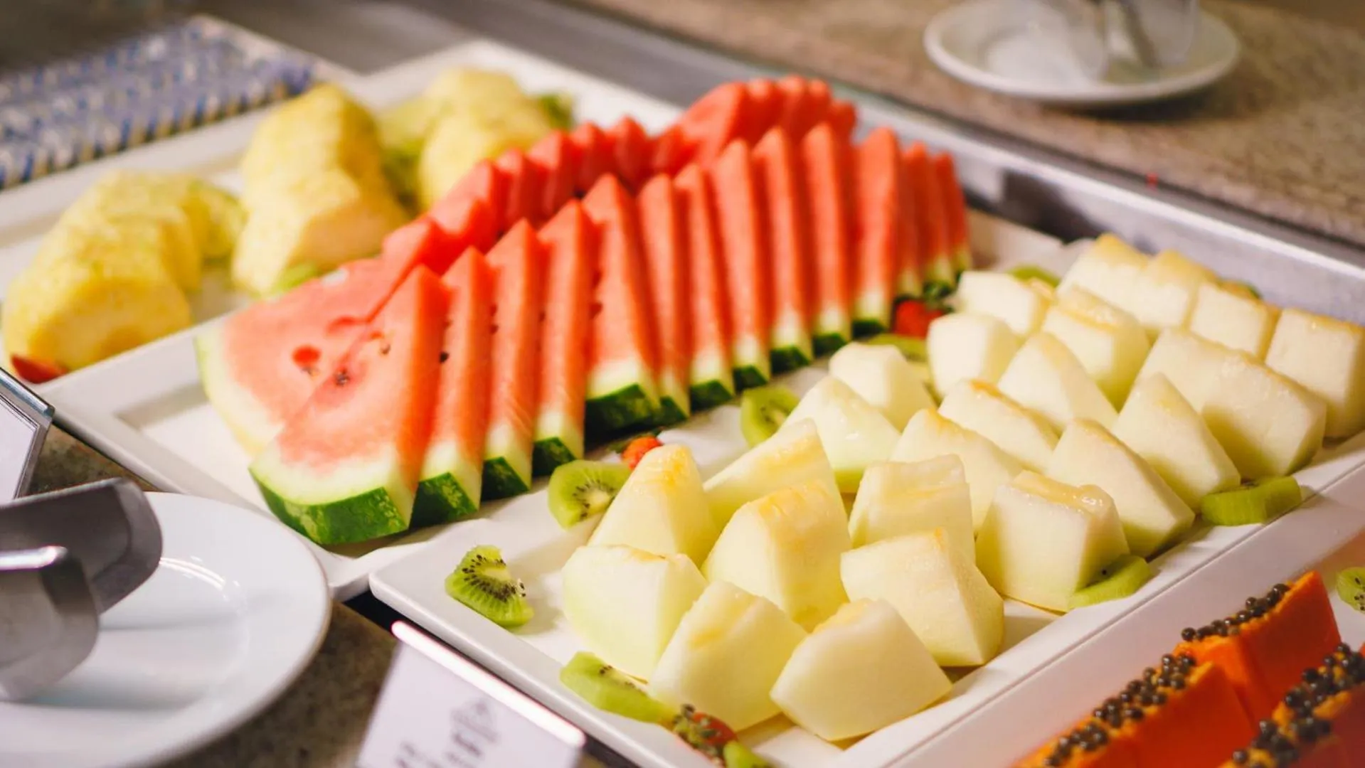 Buffet breakfast in Interludium Iguassu Convention Hotel