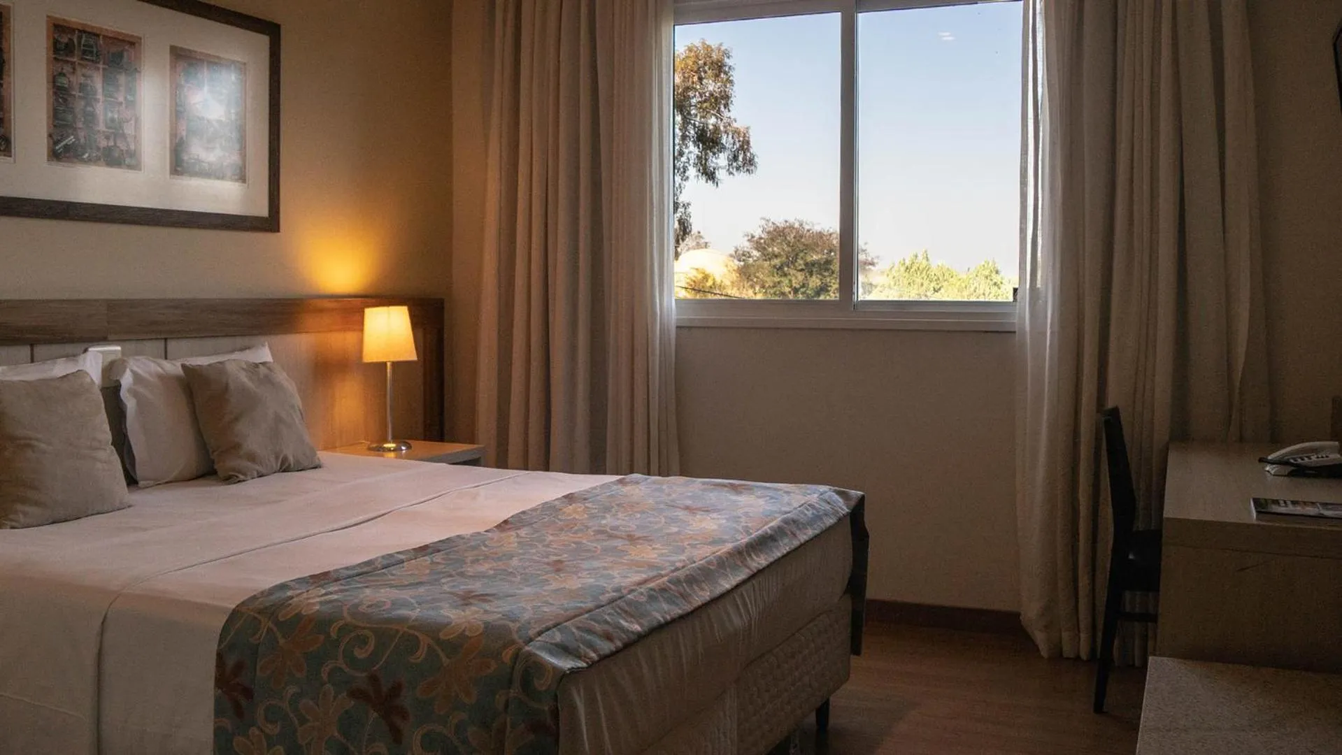 Bedroom, Bed in Interludium Iguassu Convention Hotel