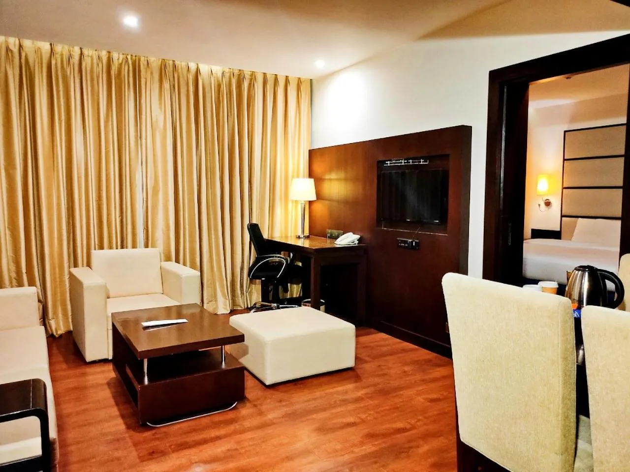 Living room in Country Inn & Suites by Radisson, Bhiwadi