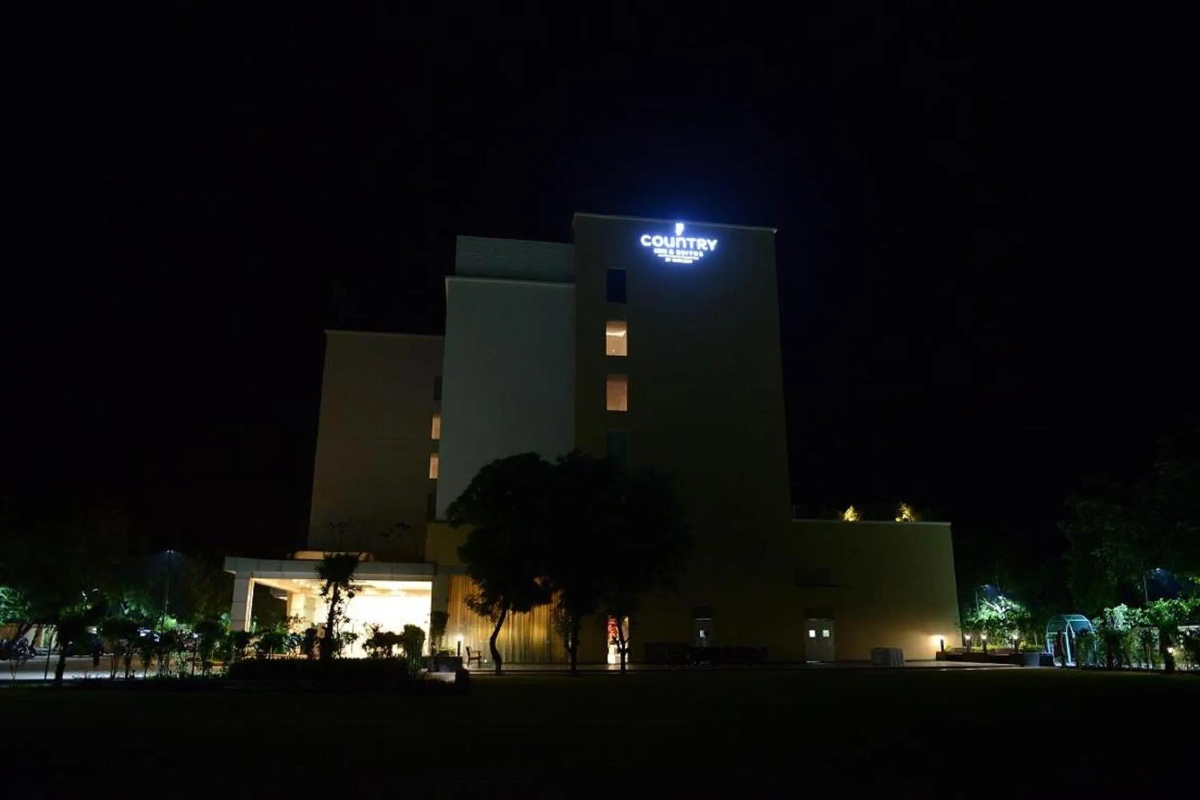 Facade/entrance in Country Inn & Suites by Radisson, Gurugram Sohna Road