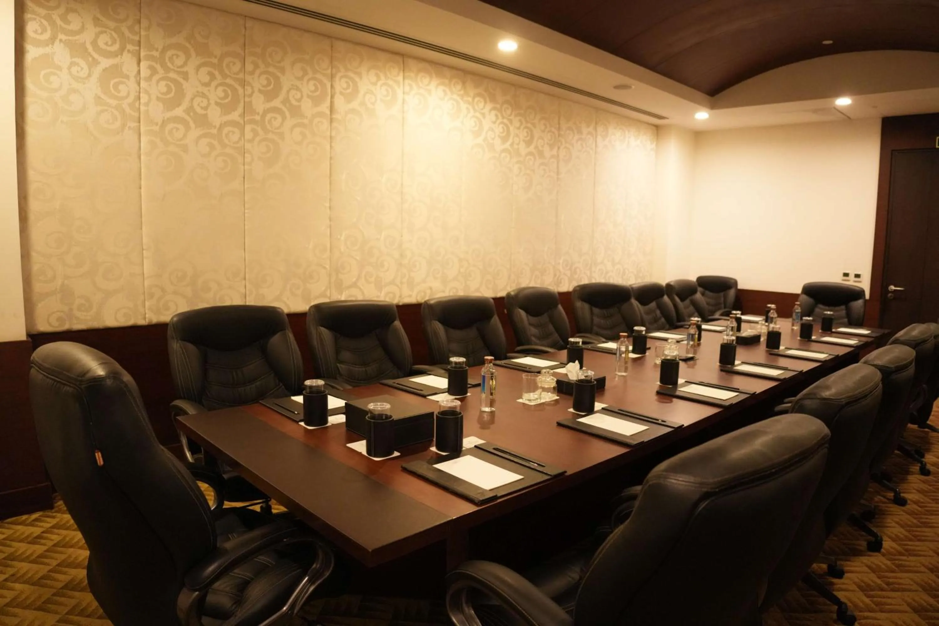 Meeting/conference room in Country Inn & Suites by Radisson, Gurugram Sohna Road