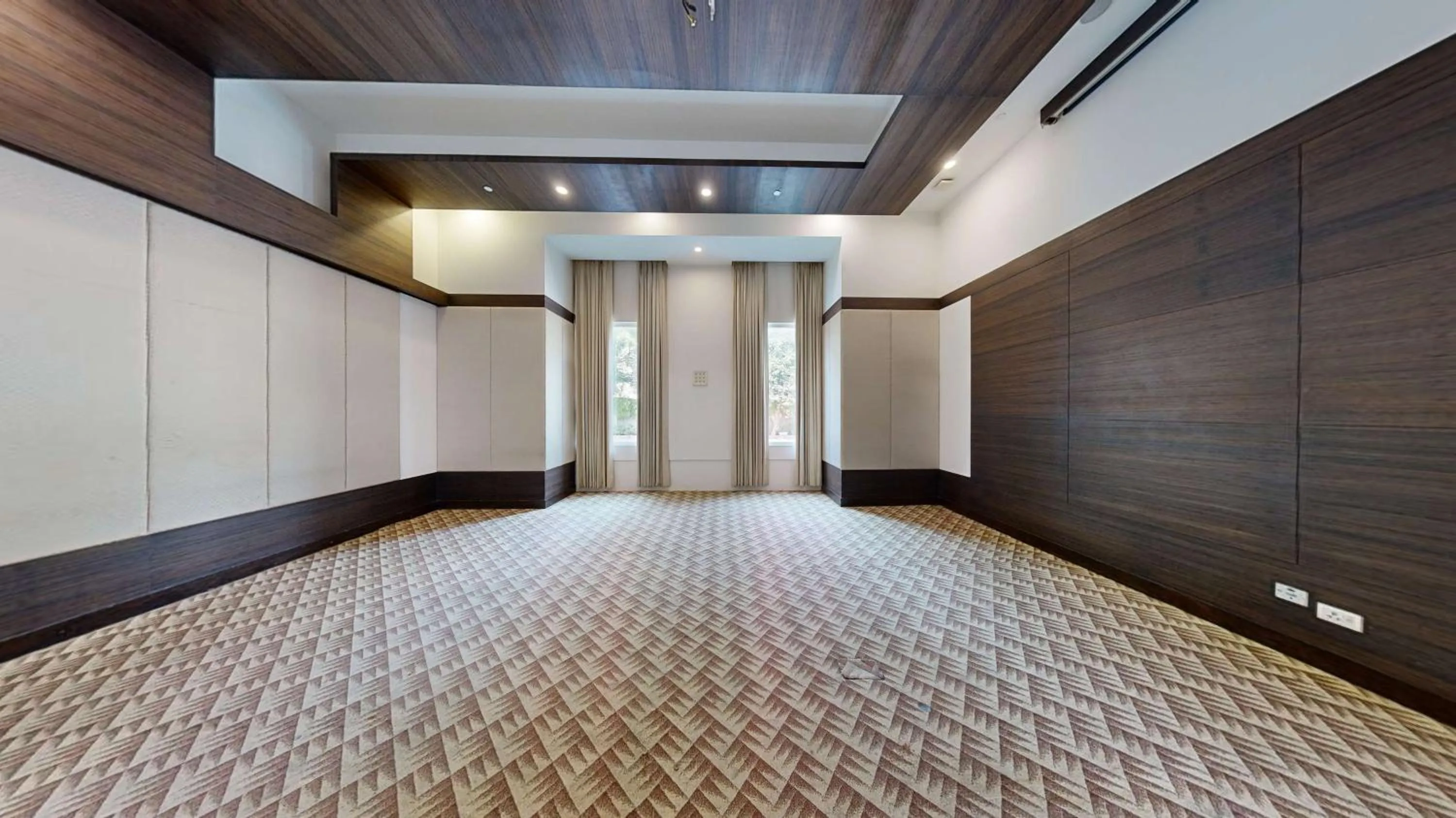 Meeting/conference room, Bed in Country Inn & Suites by Radisson, Gurugram Sohna Road