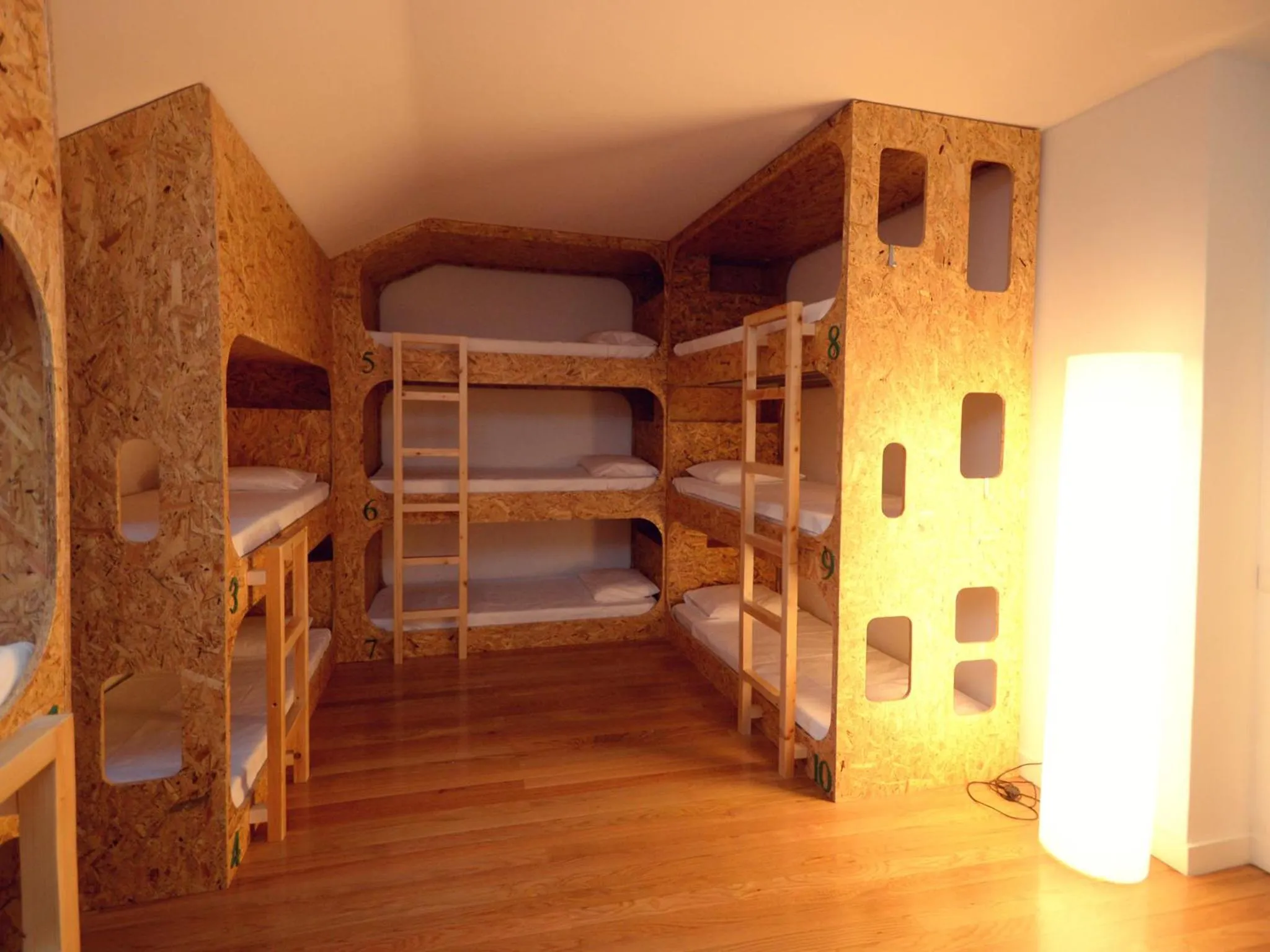 bunk bed, Bed in GuimaraesLiving - Hostel & Adventure