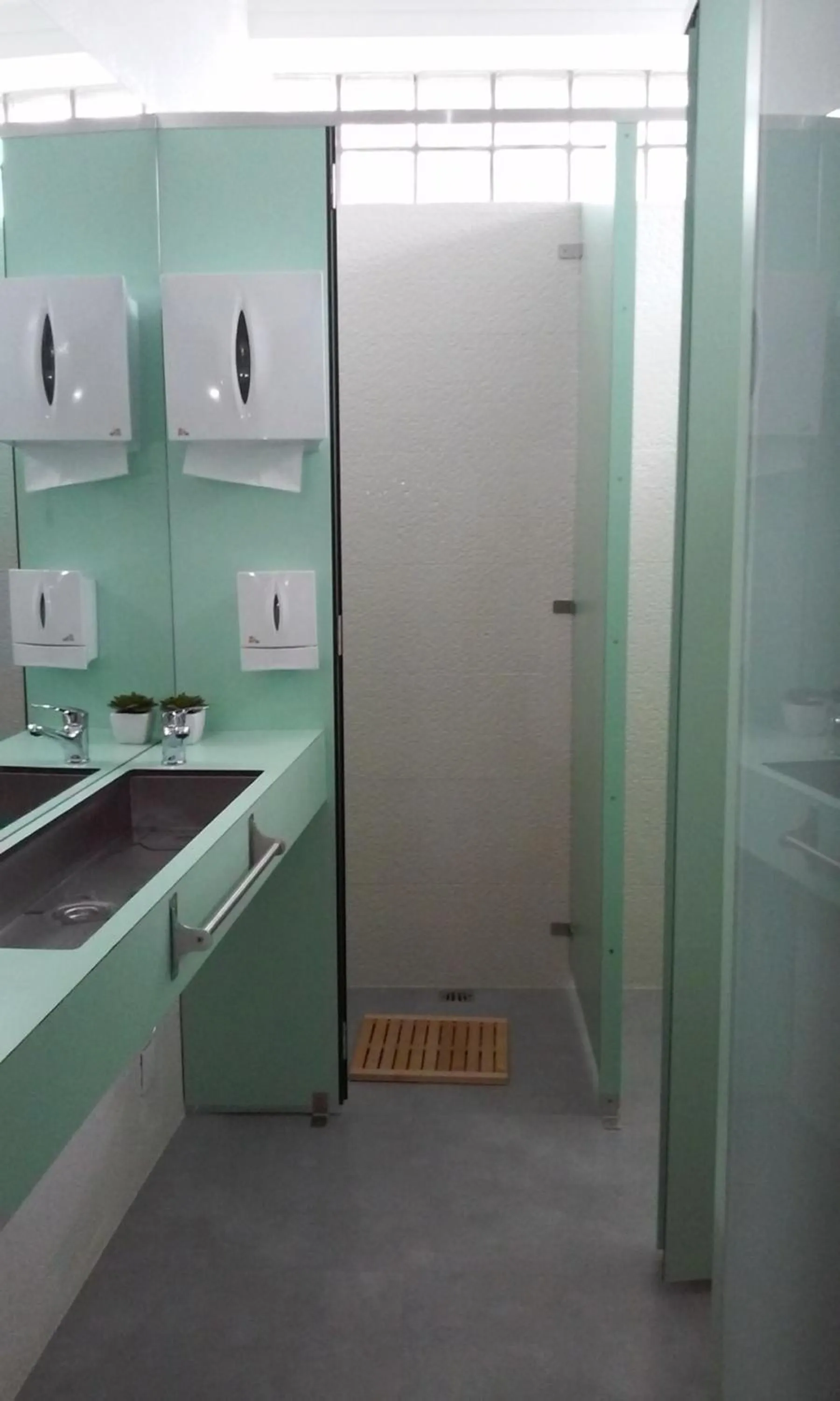 Bathroom in GuimaraesLiving - Hostel & Adventure