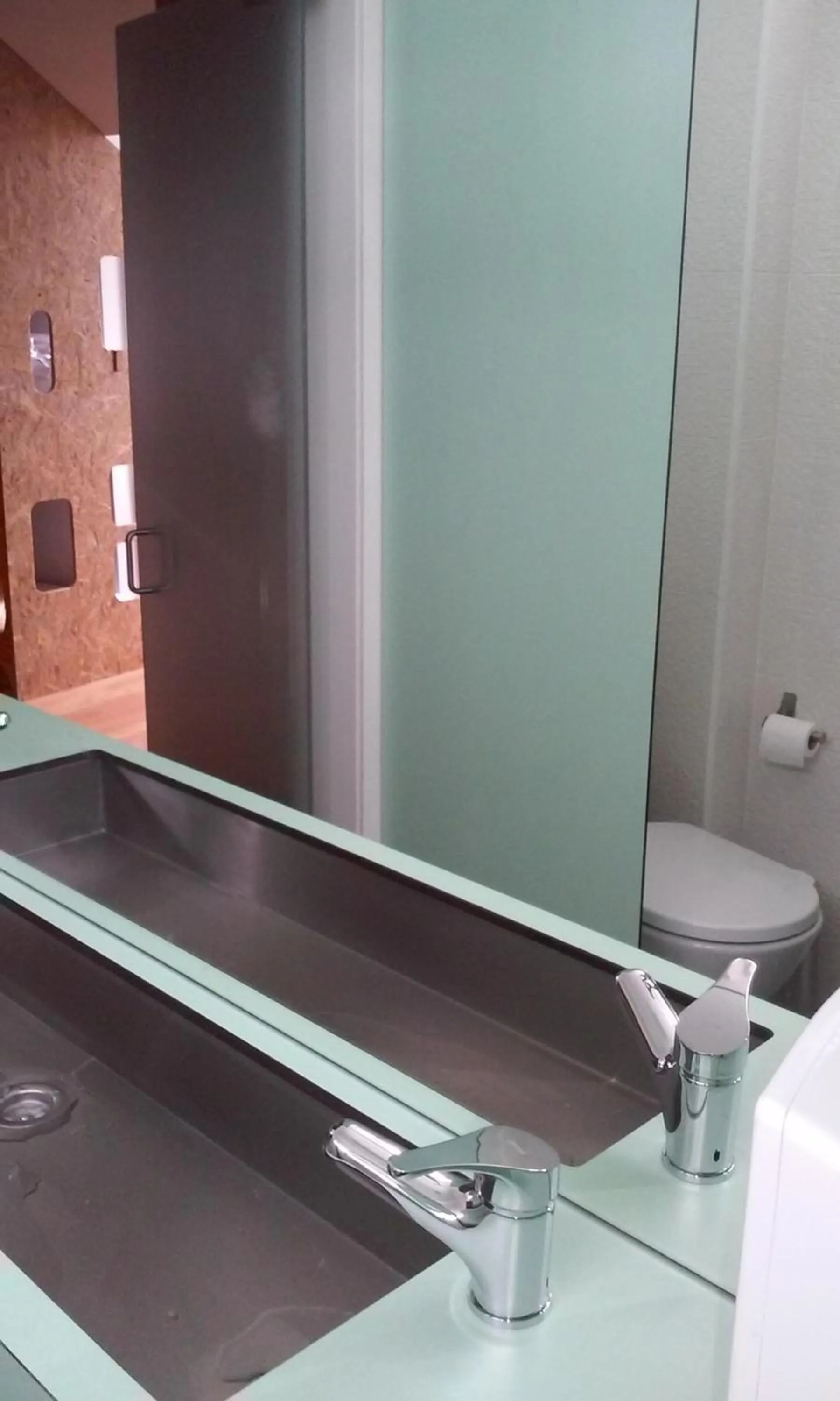 Bathroom in GuimaraesLiving - Hostel & Adventure