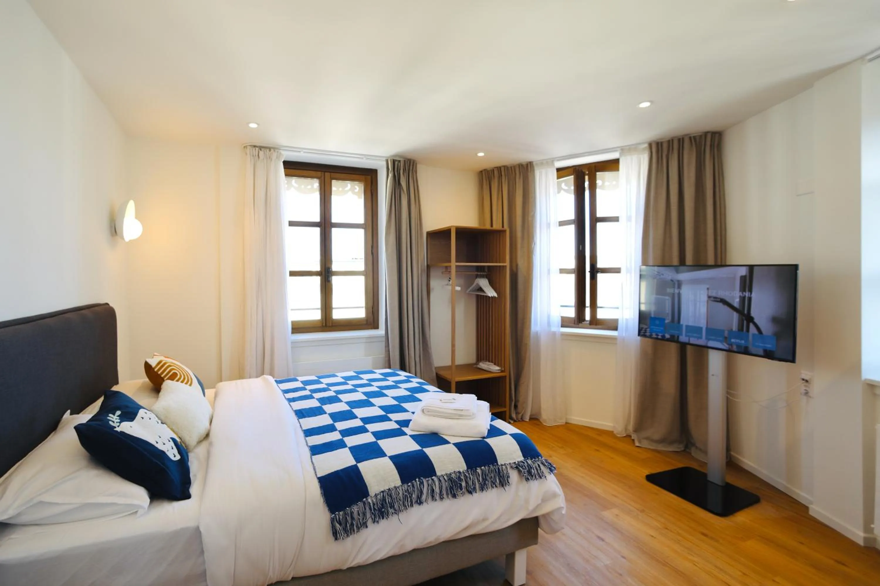 Photo of the whole room, Bed in Rhodania Boutique Hôtel