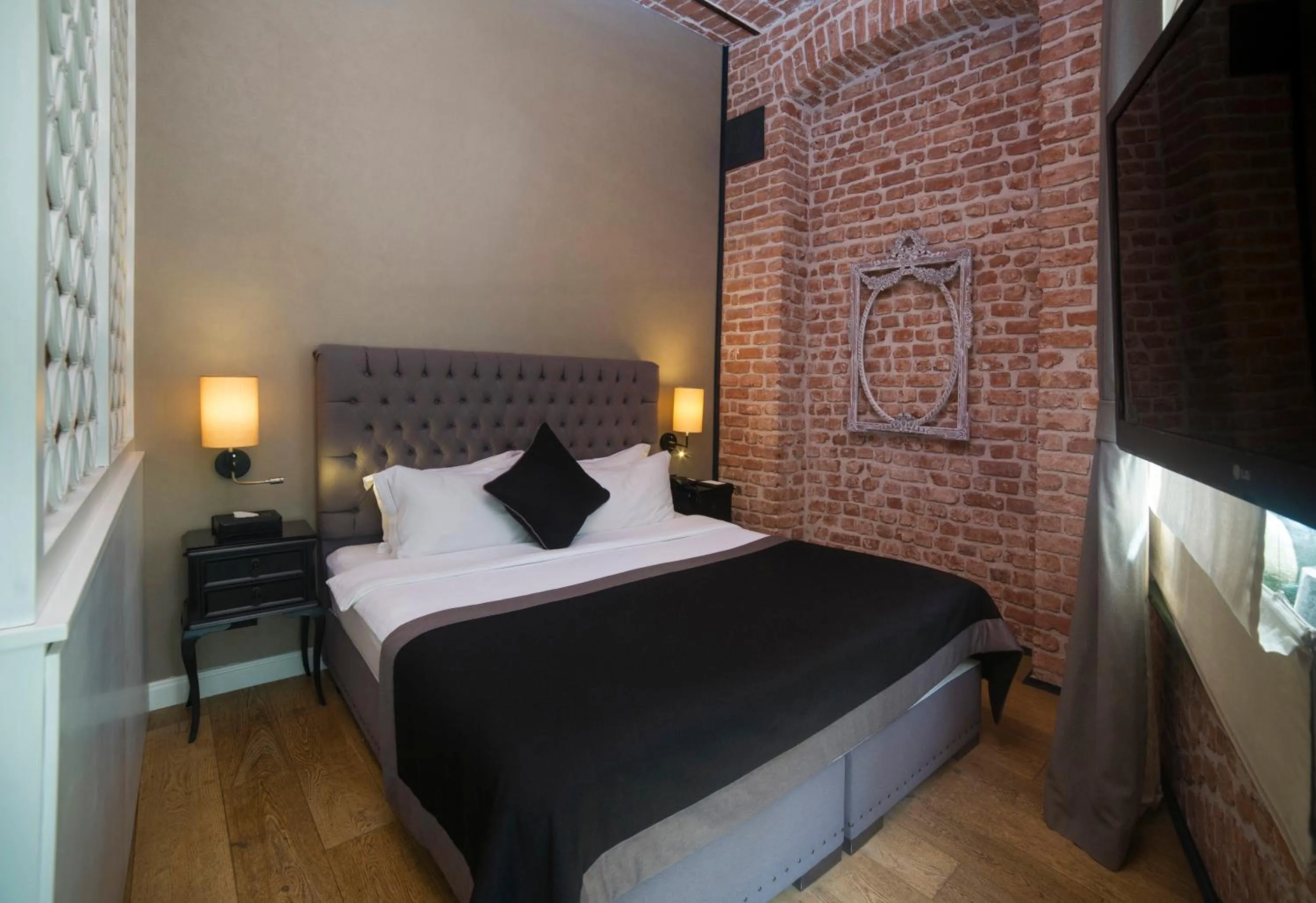 TV and multimedia, Bed in Régie Ottoman Istanbul - Special Category