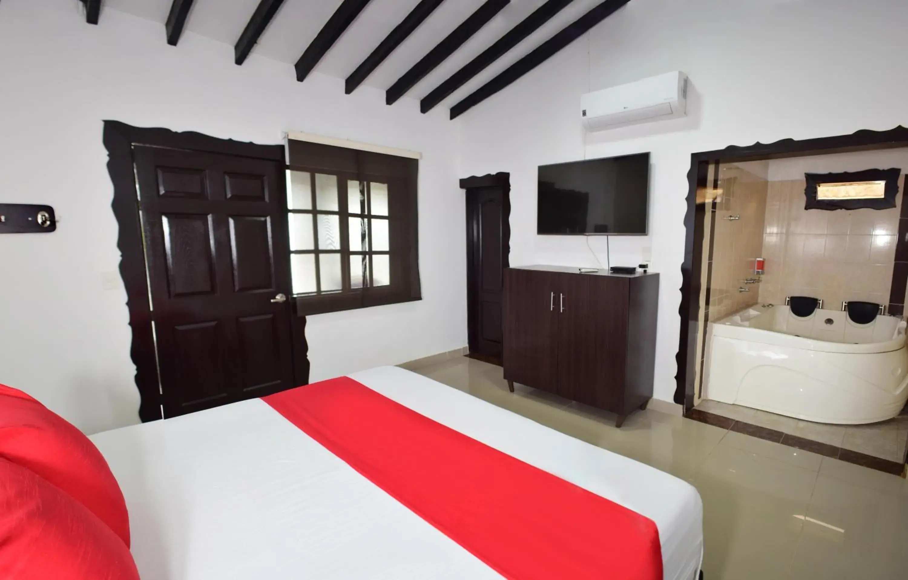 Junior Suite - single occupancy in Finca Hotel Palmas Del Edén Junior Suite - single occupancy in Finca Hotel Palmas Del Edén