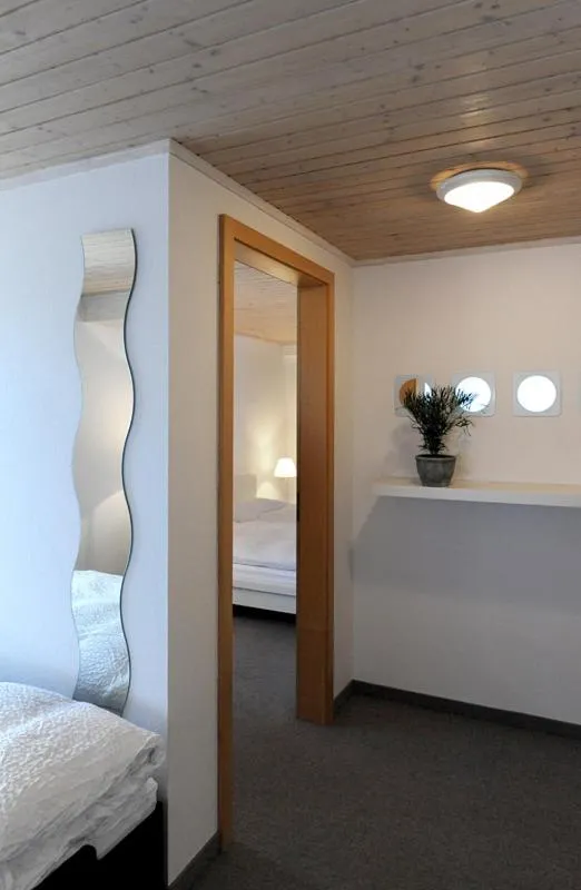 Bed in Apartment Lenkstrasse 6 C