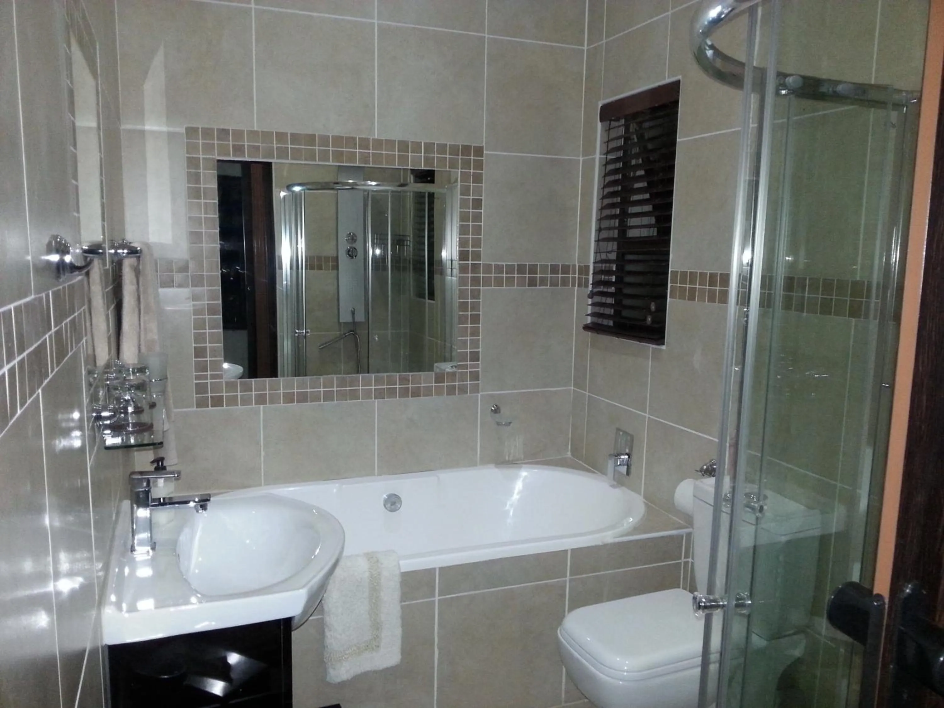 Bathroom in Casa Flora Guesthouse