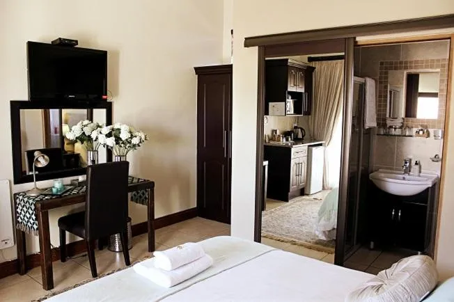 Bedroom, Bed in Casa Flora Guesthouse