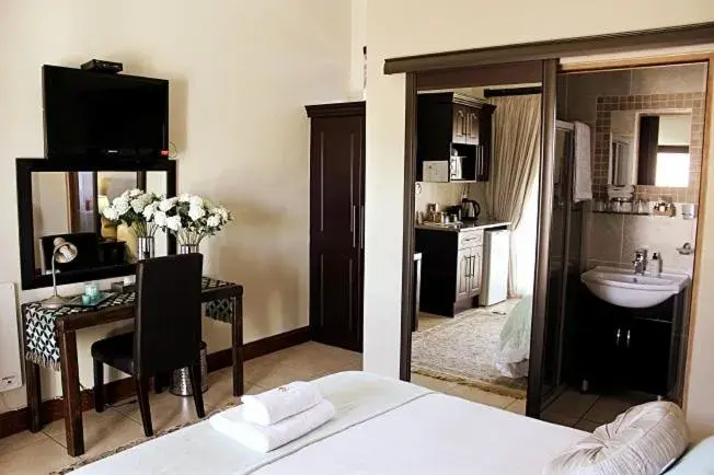 Bedroom, Bed in Casa Flora Guesthouse Bedroom, Bed in Casa Flora Guesthouse