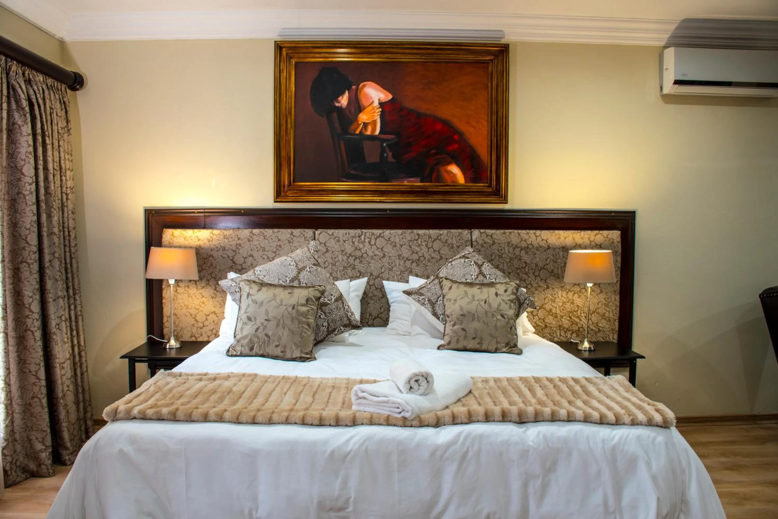 Bedroom, Bed in Casa Flora Guesthouse