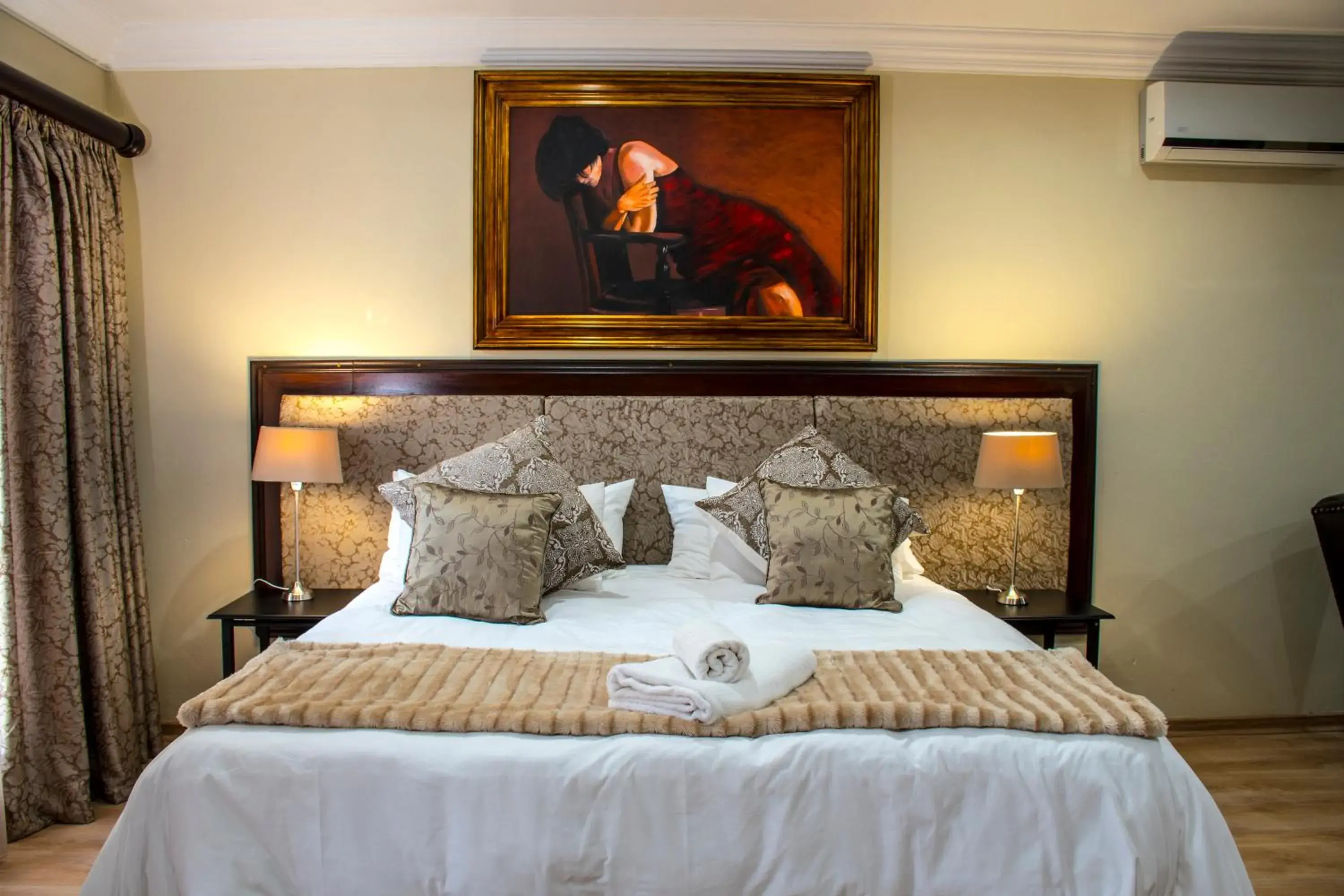 Bedroom, Bed in Casa Flora Guesthouse Bedroom, Bed in Casa Flora Guesthouse