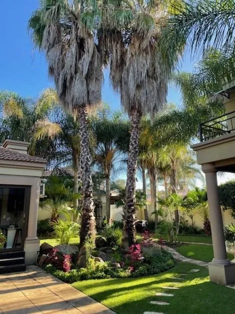 Garden in Casa Flora Guesthouse