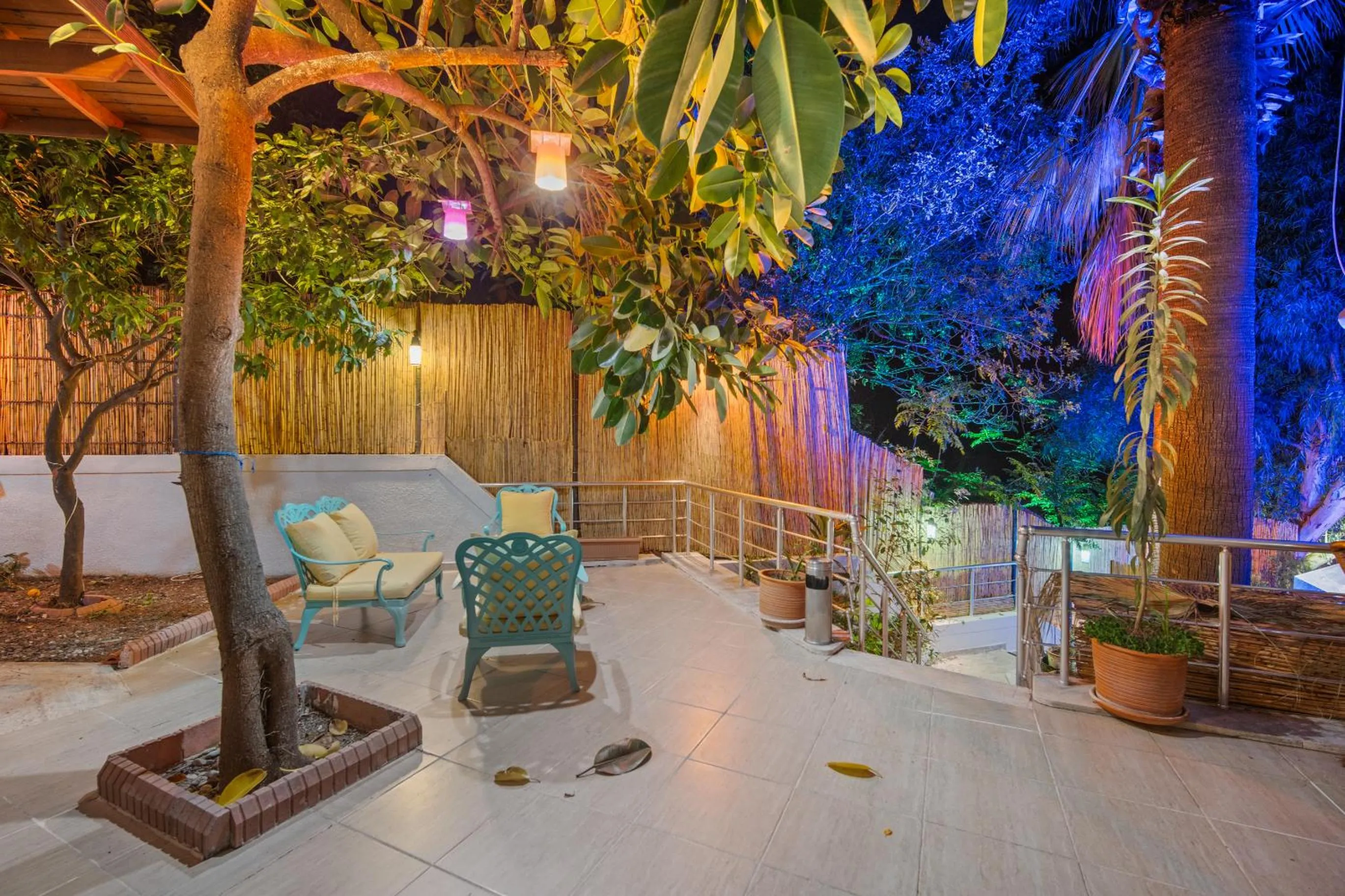 Seating area in Eden Pyara Hotel Turunc