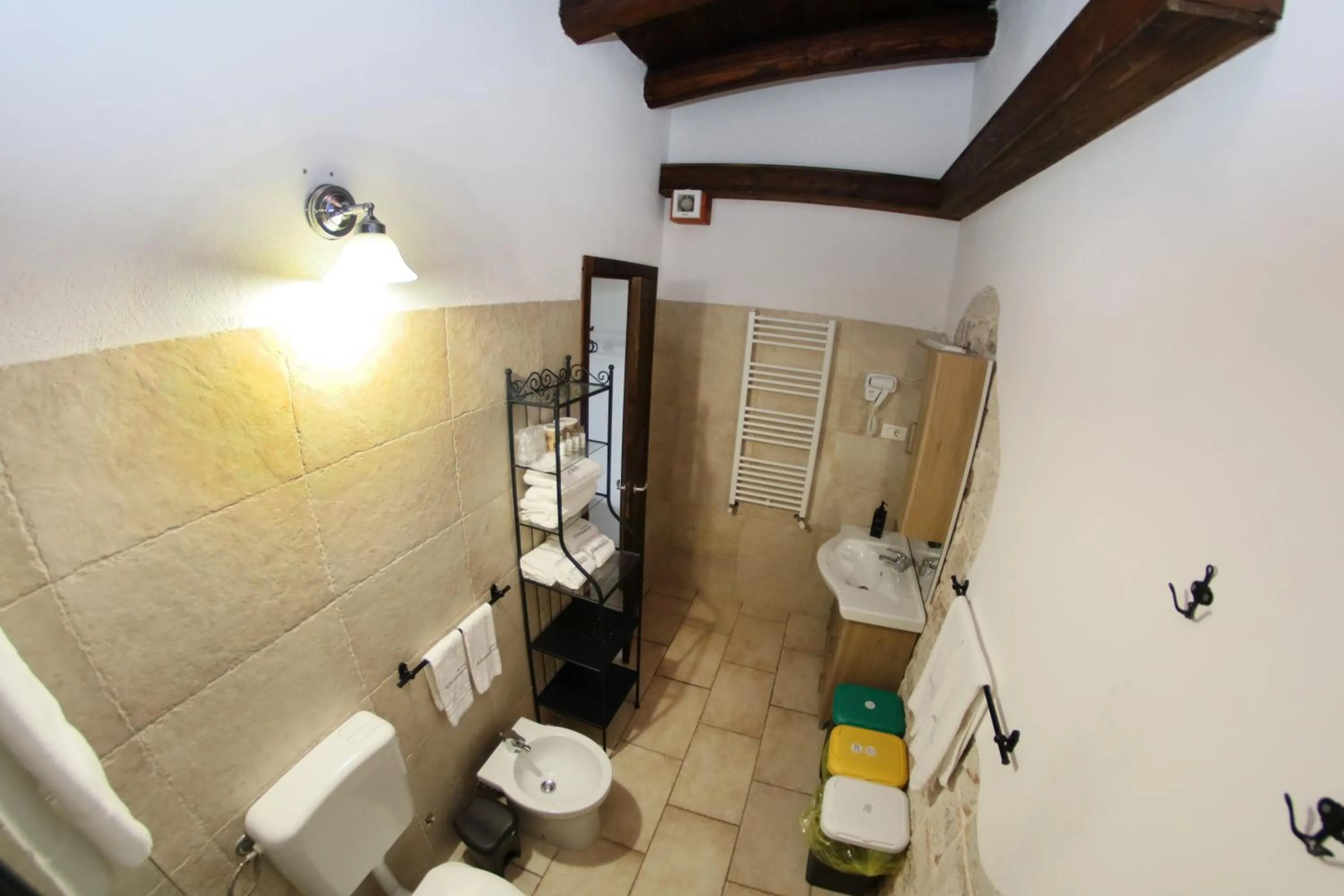 Bathroom in Agriturismo Masseria Alberotanza