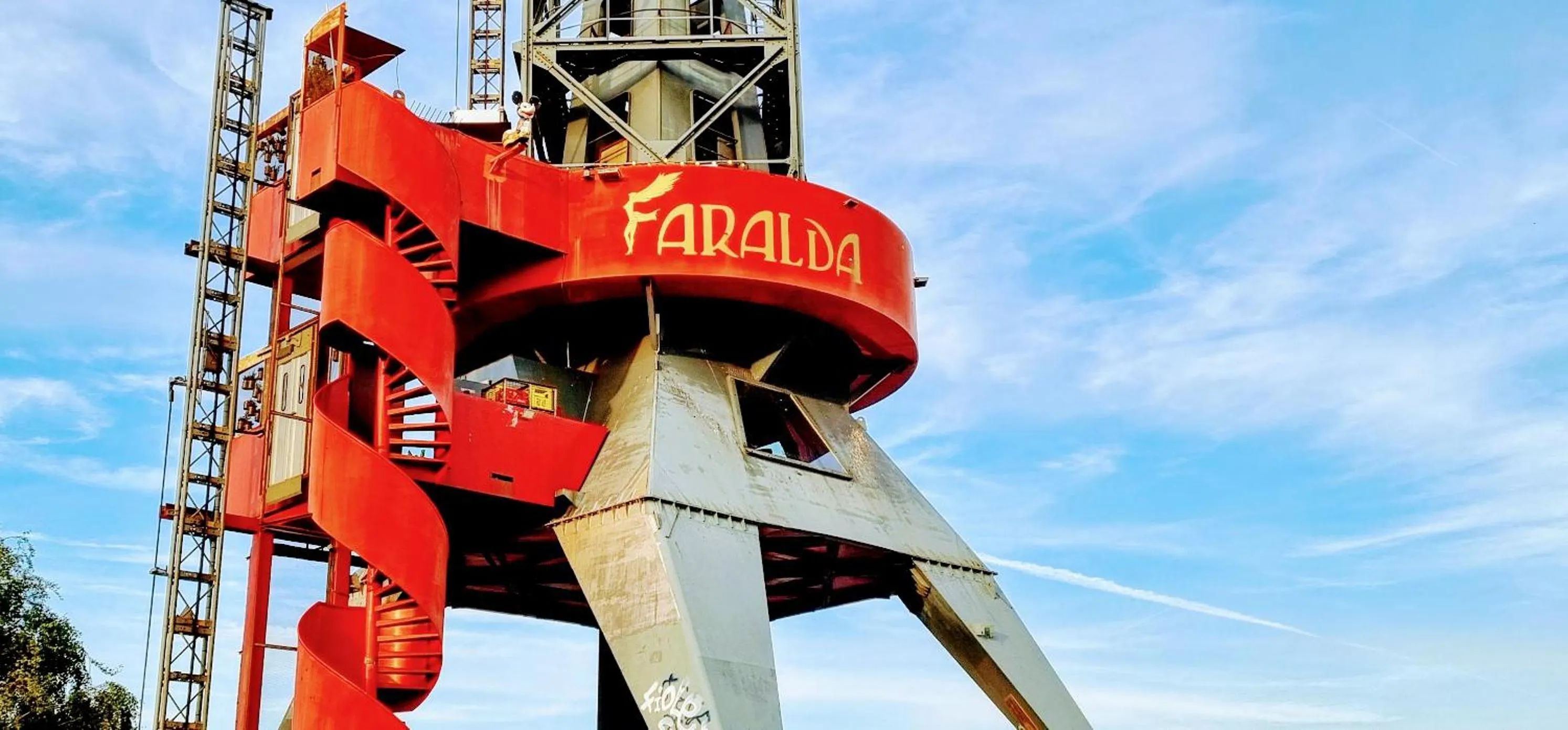 Property building in Crane Hotel Faralda