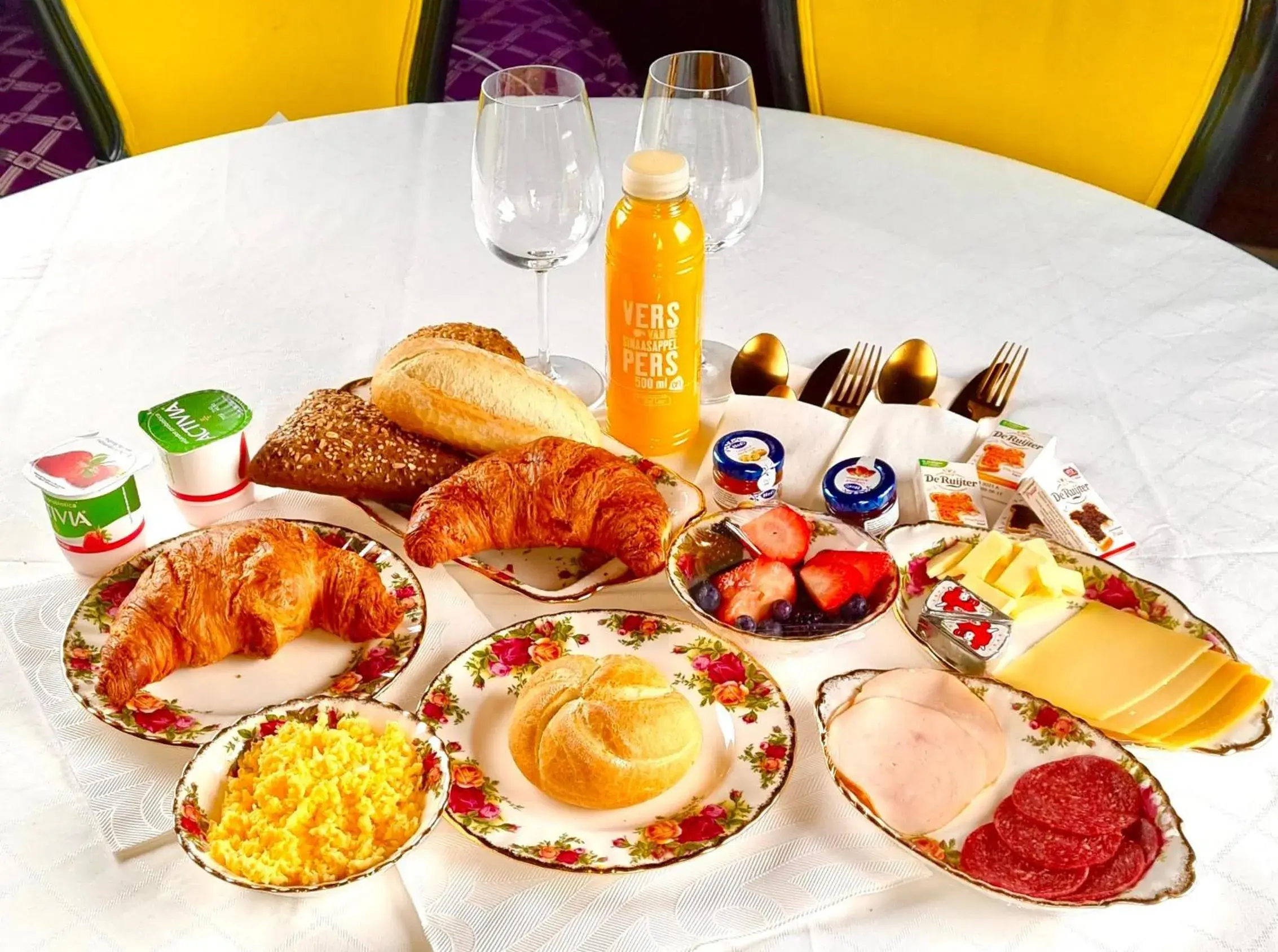 Food in Crane Hotel Faralda Food in Crane Hotel Faralda