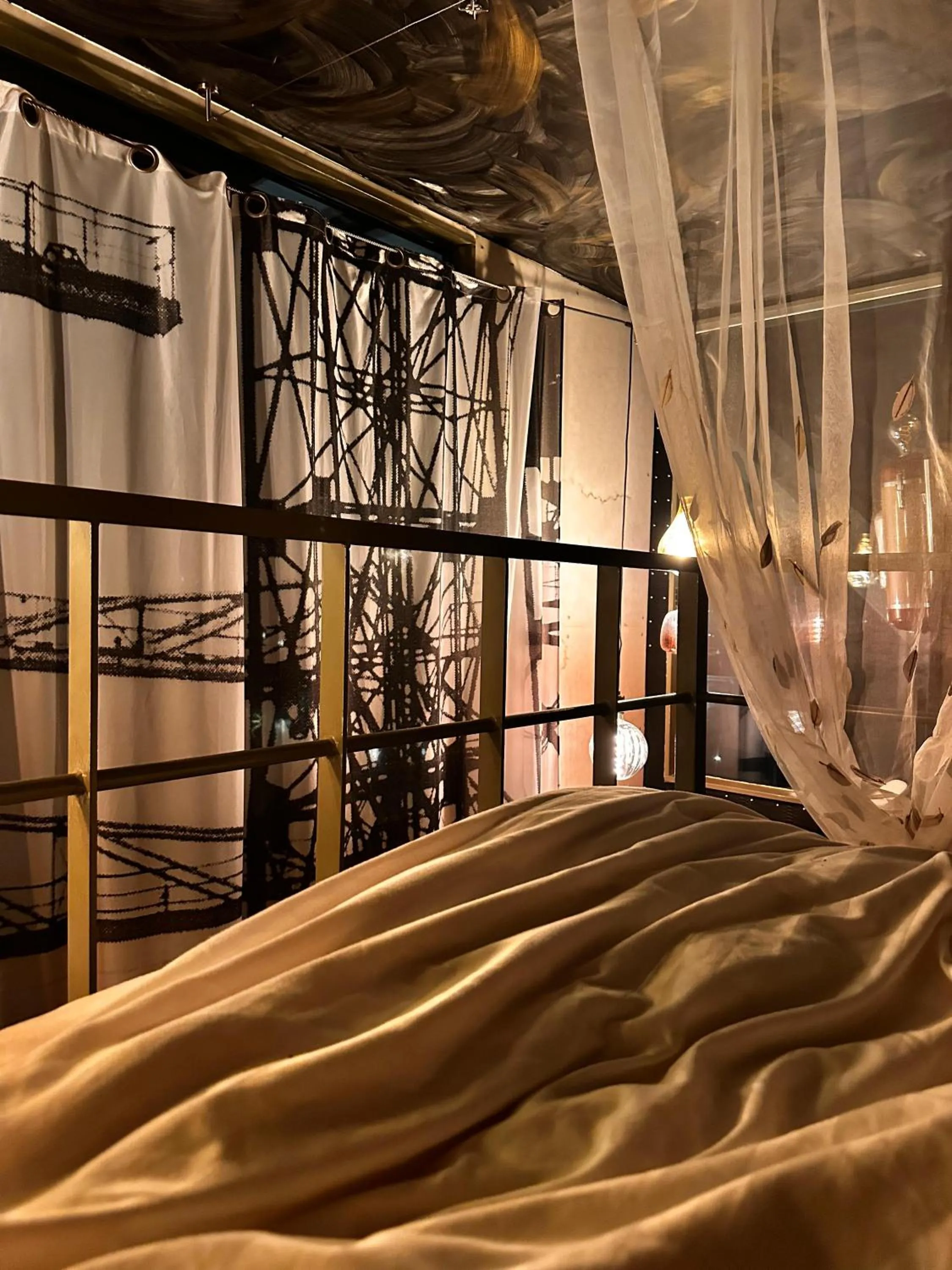 Bed in Crane Hotel Faralda