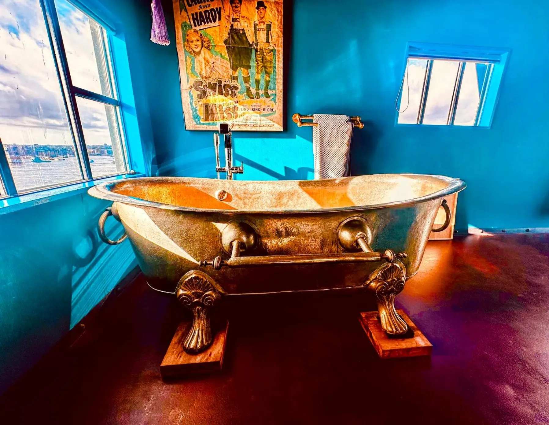 Bath in Crane Hotel Faralda