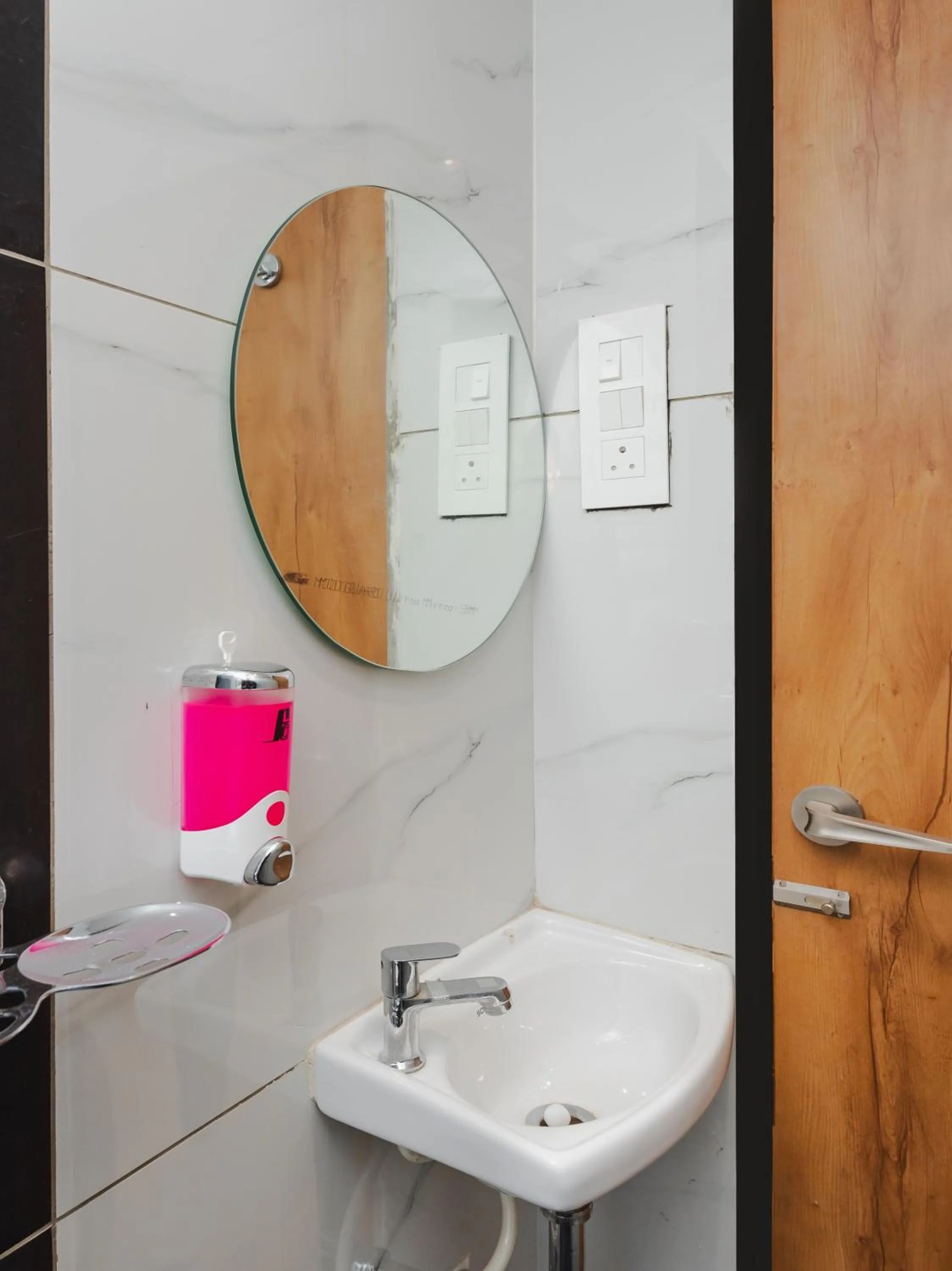 Bathroom in Hotel Aksa Palace