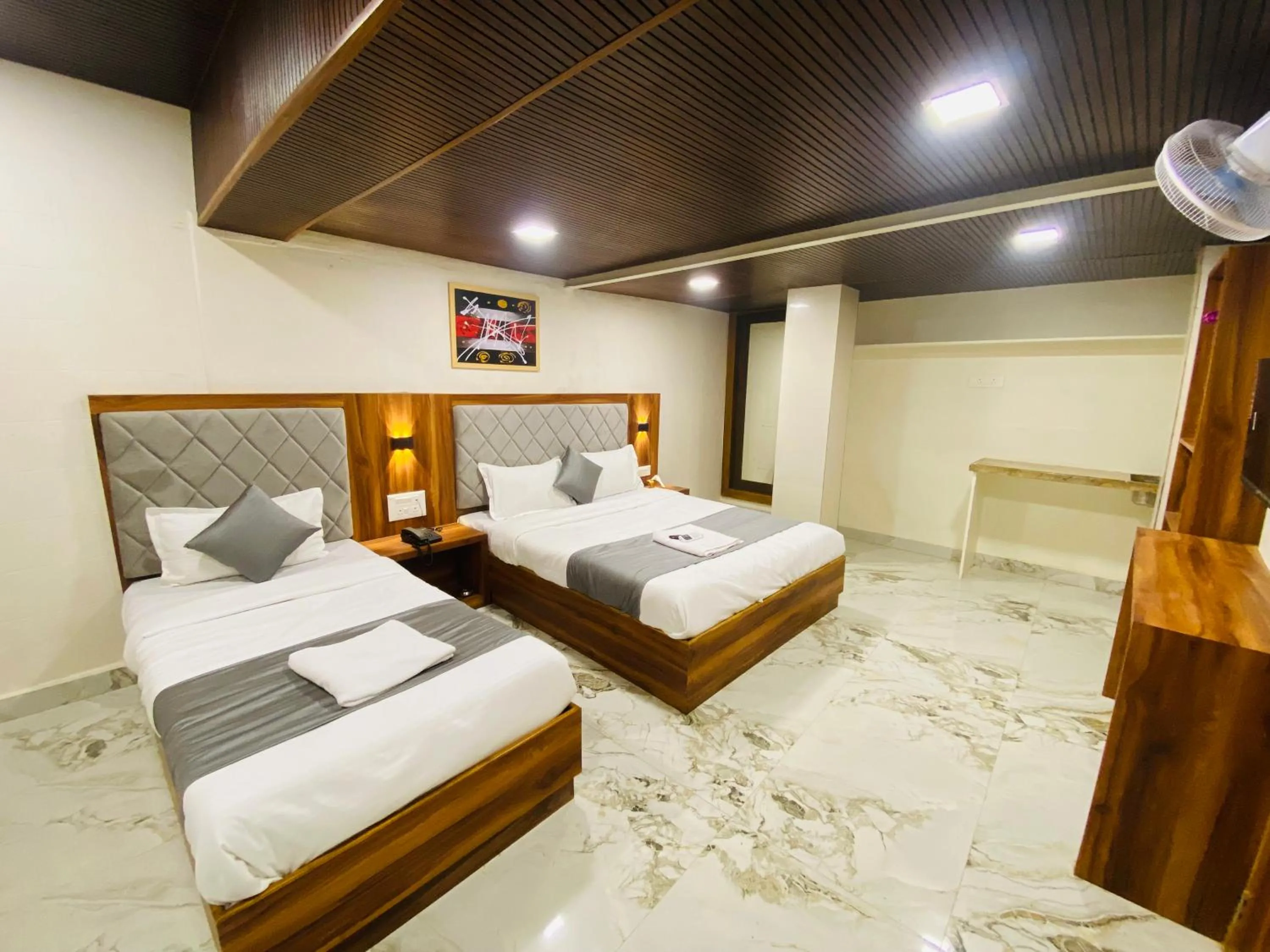 Bedroom, Bed in Hotel Aksa Palace