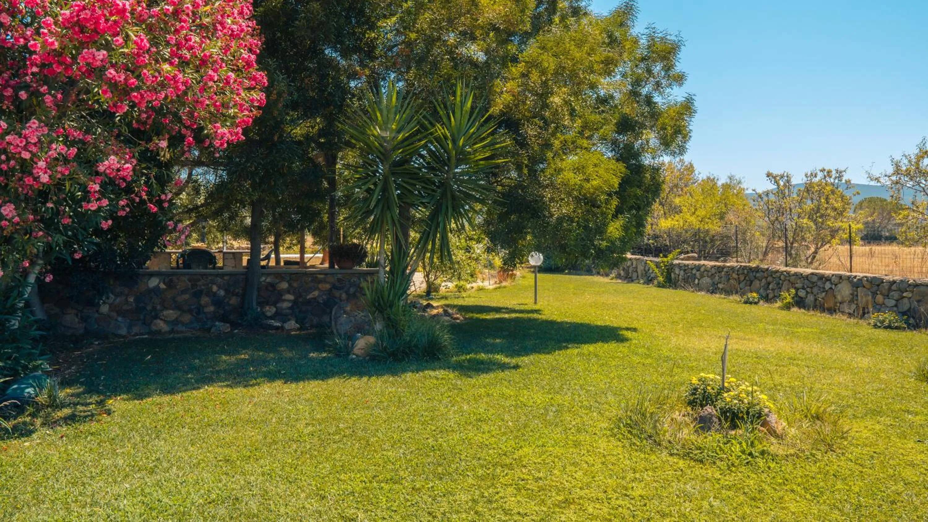 Garden in Casa Asfodeli - Villetta in campagna con piscina