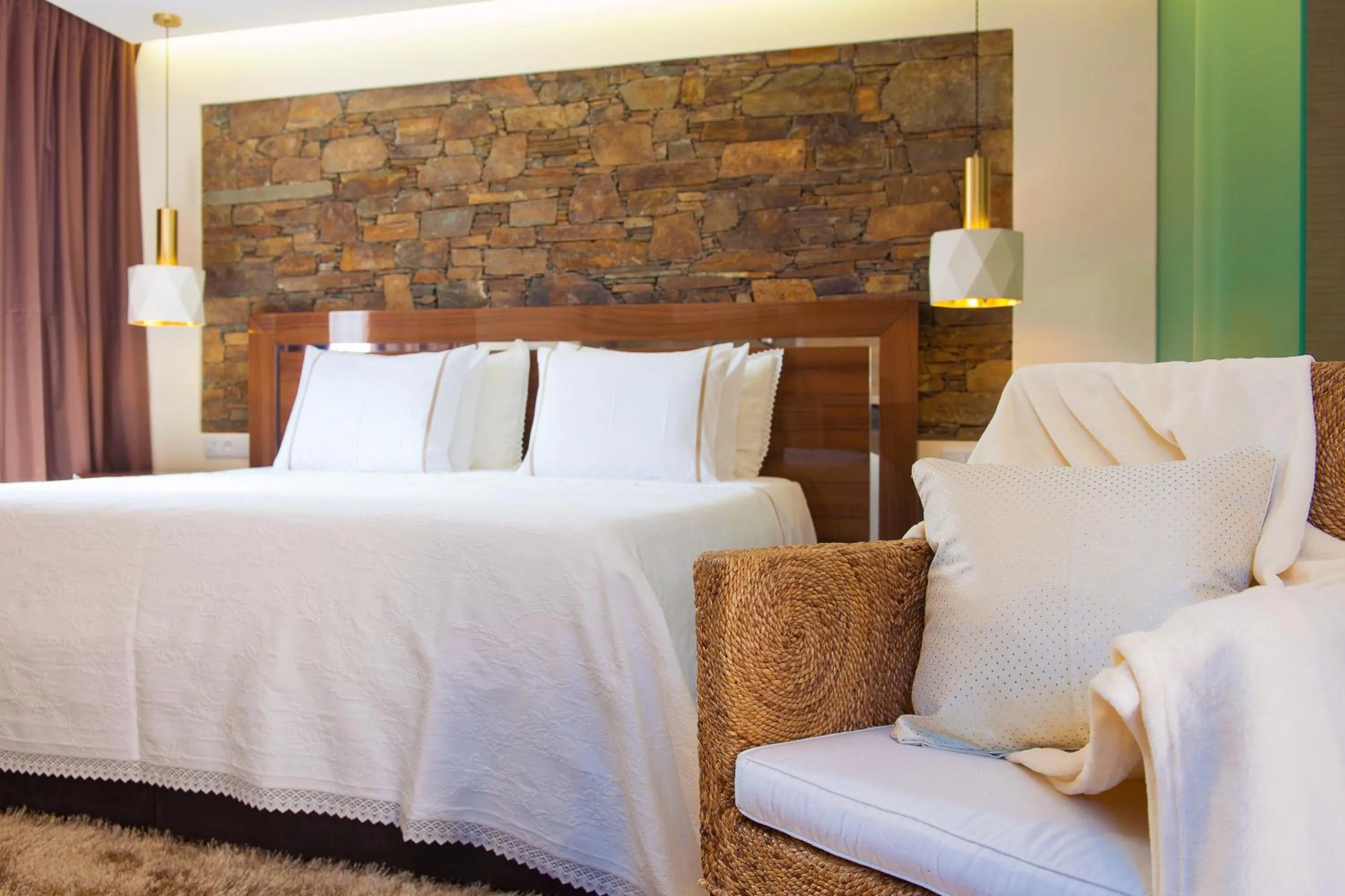 Bed in Mountain Whisper