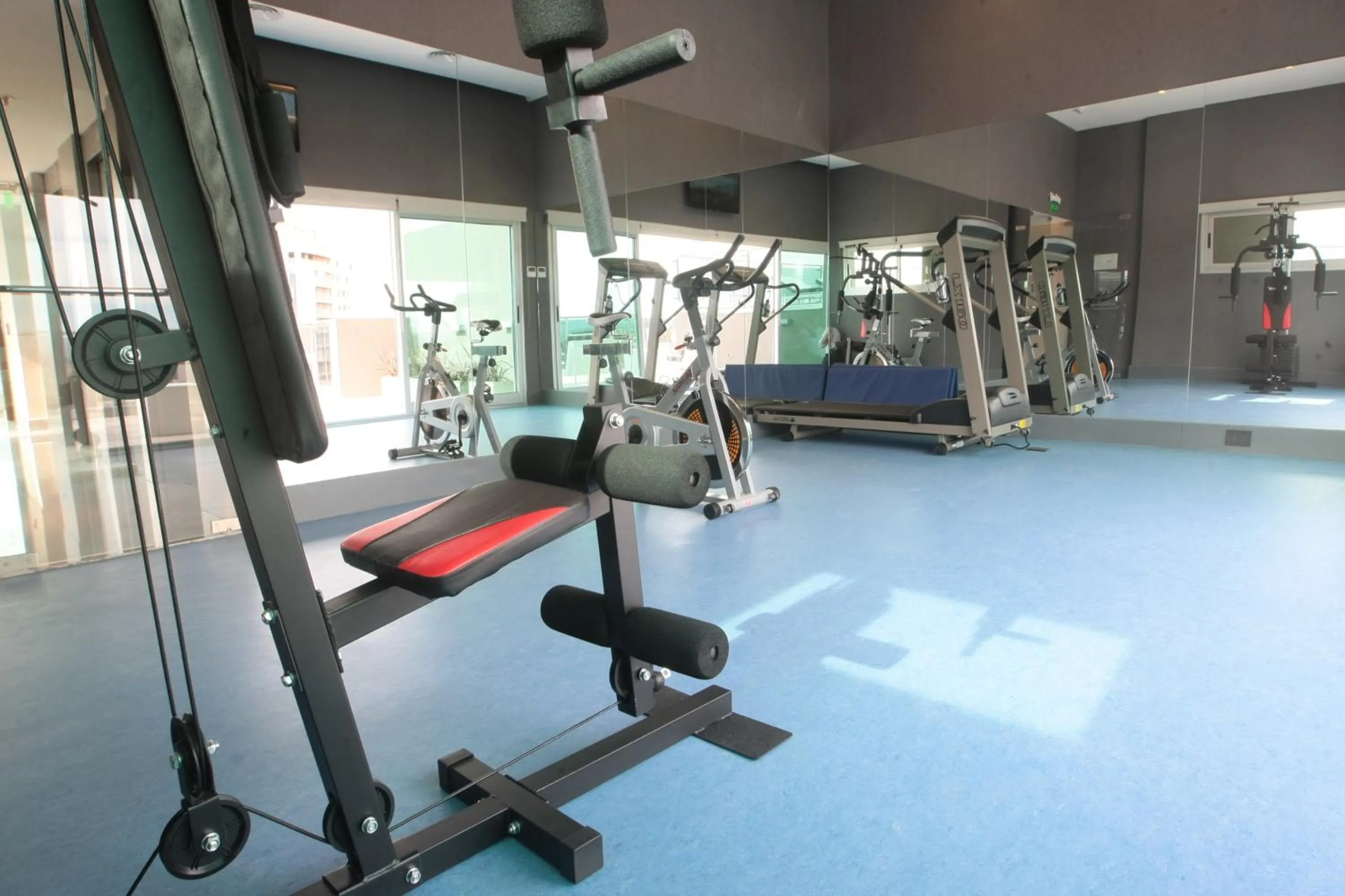Fitness centre/facilities in Yrigoyen 111 Hotel