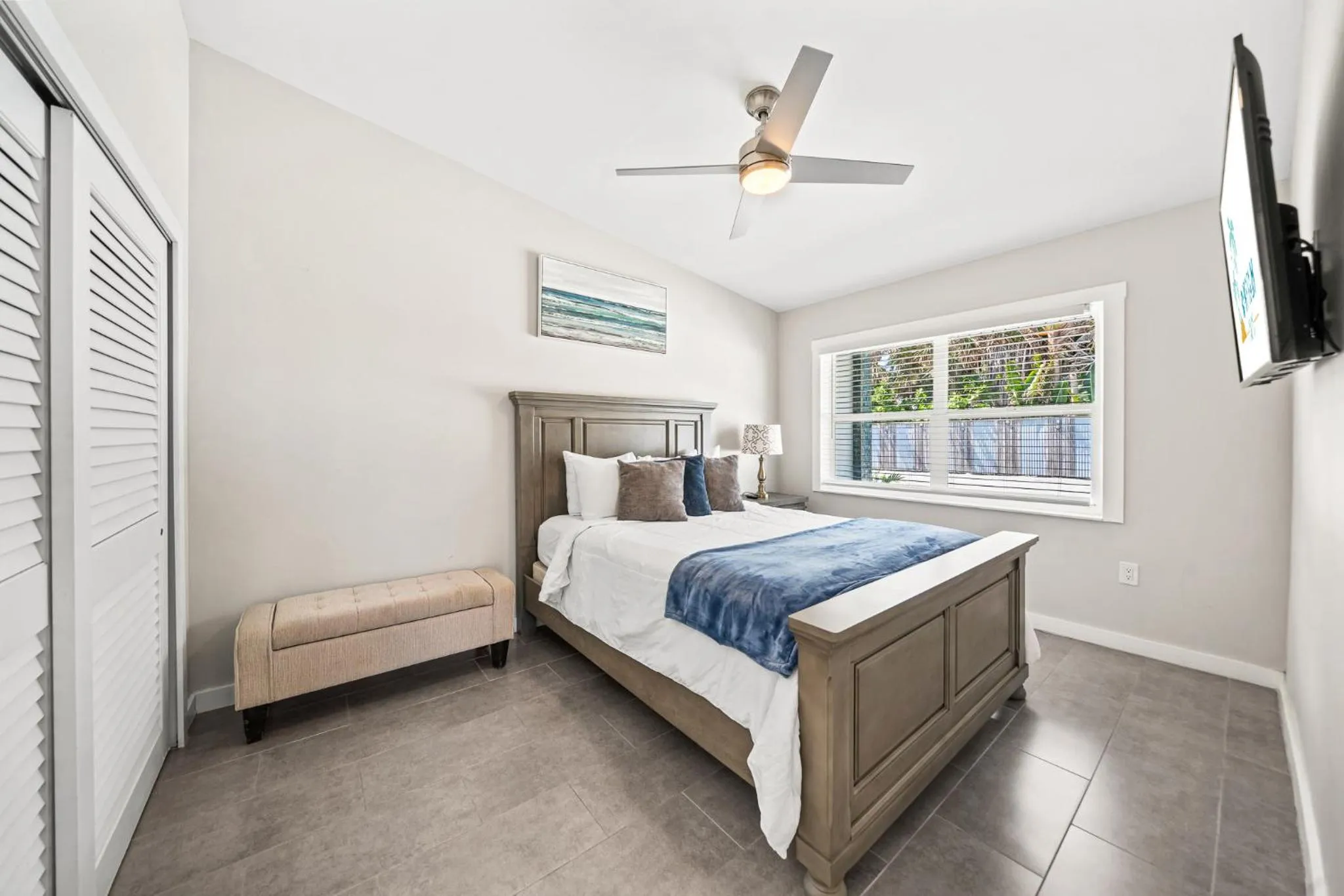 Bed in The Banana River Resort