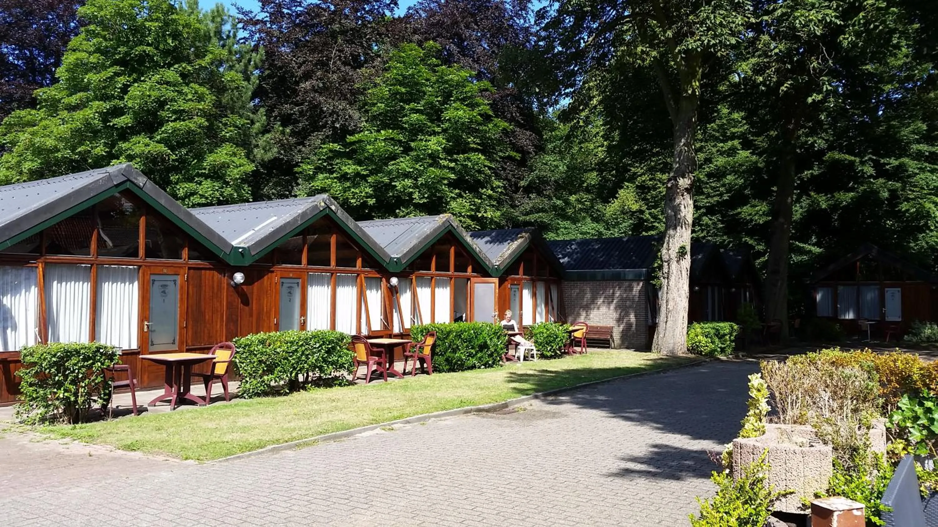 Facade/entrance in Motel Oostvoorne