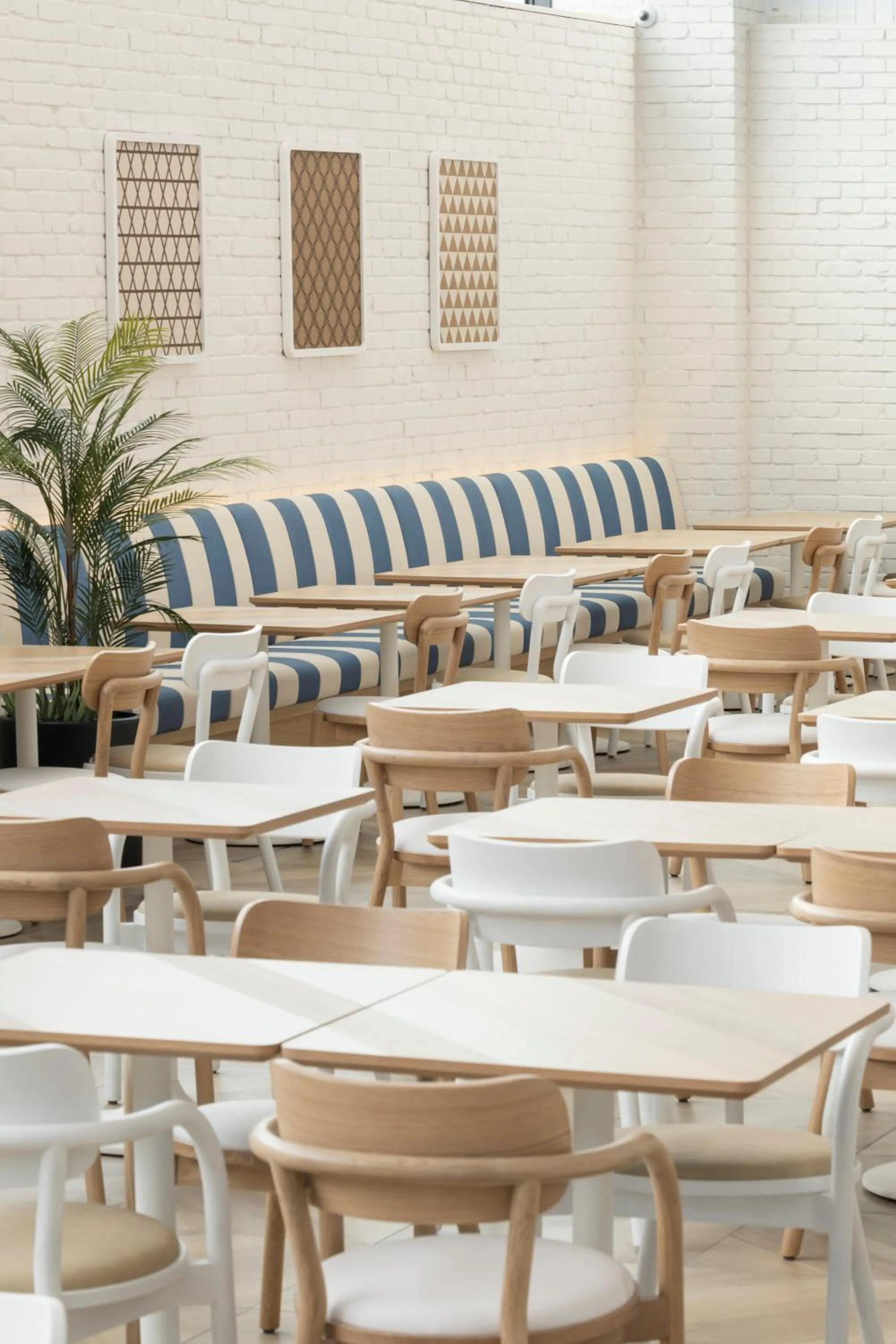 Restaurant/places to eat in OMO5 Hakodate by Hoshino Resorts