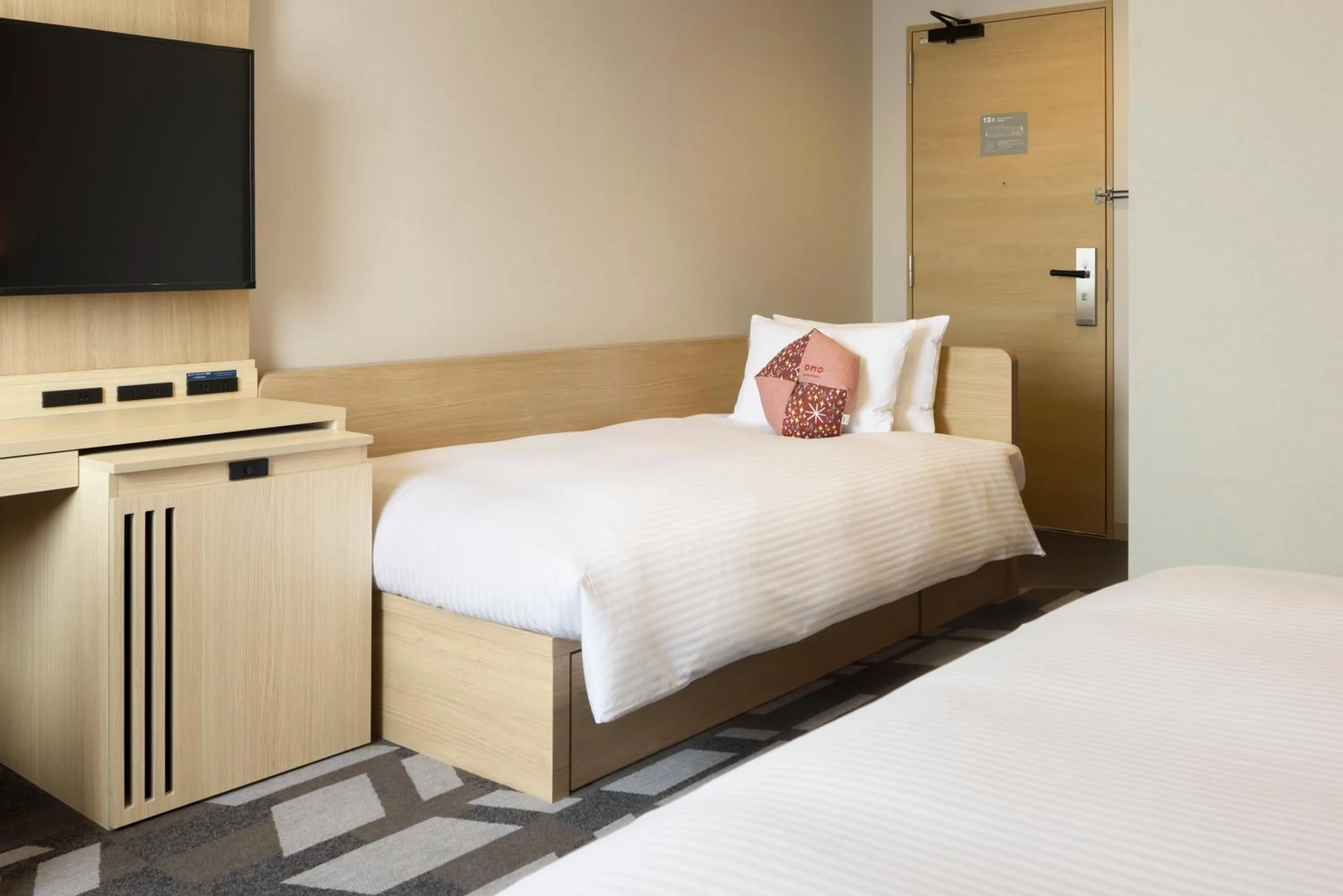 Photo of the whole room, Bed in OMO5 Hakodate by Hoshino Resorts