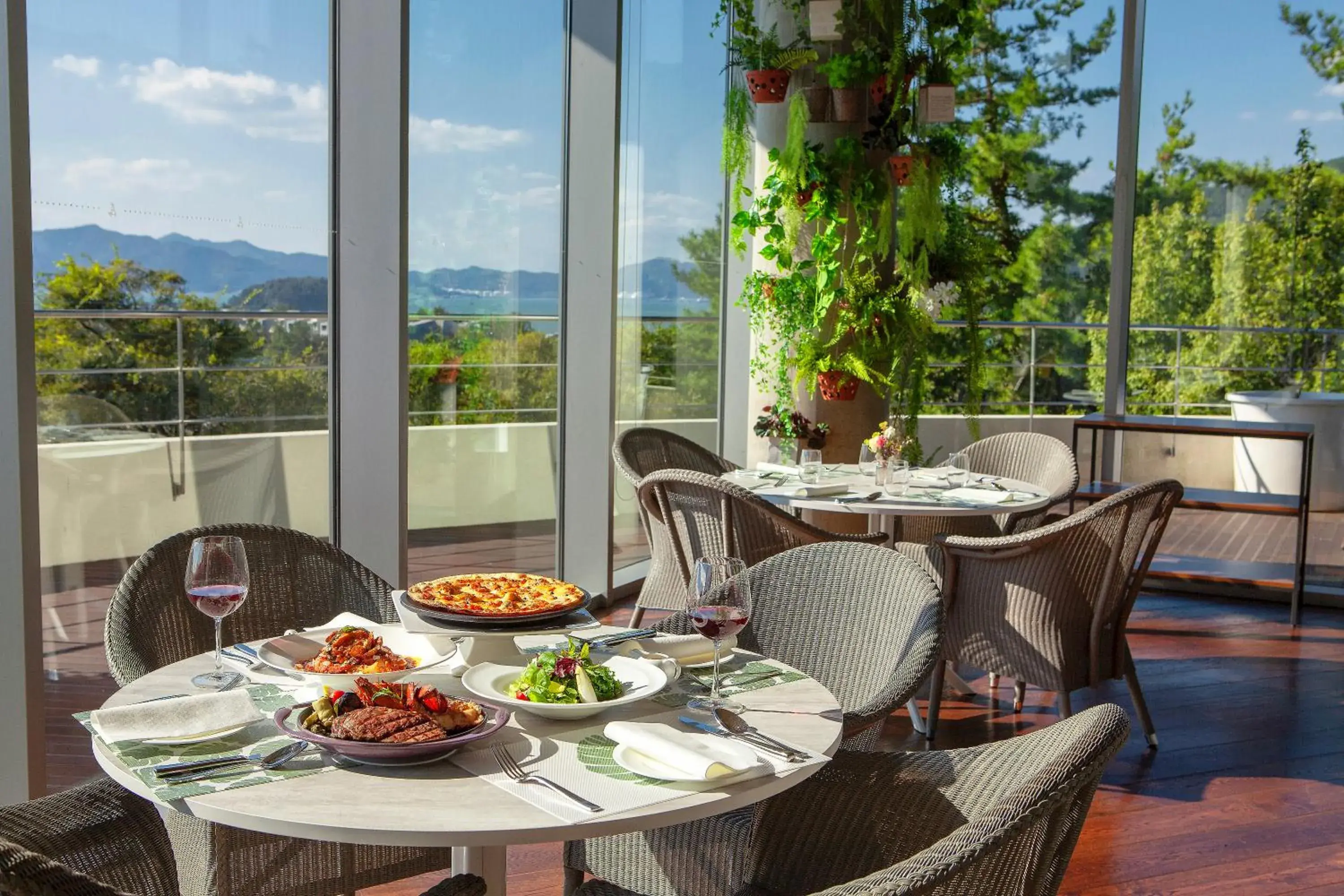 Restaurant/places to eat in Ananti at Namhae Restaurant/places to eat in Ananti at Namhae