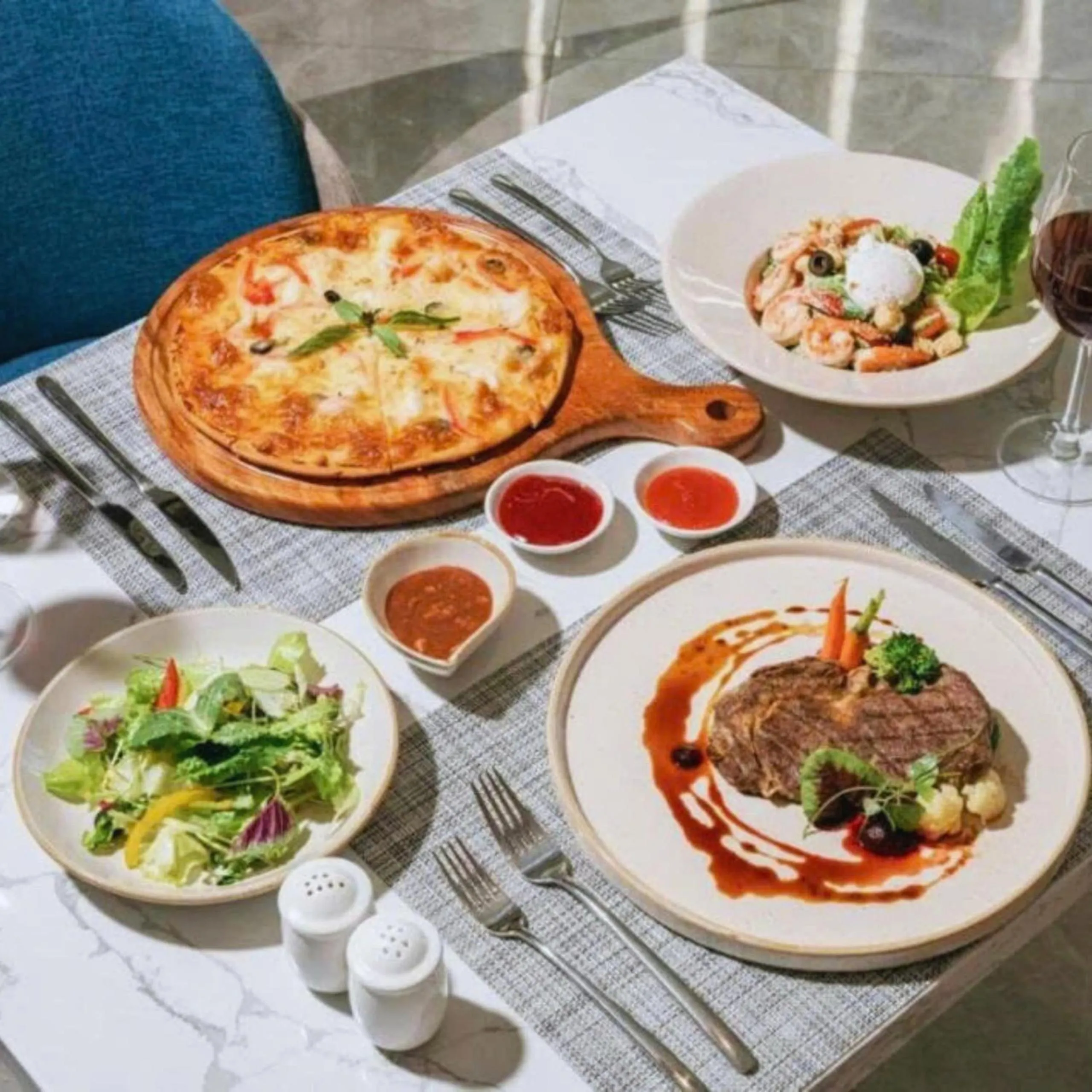 Food and drinks in Mandala Apartment & Resort Chambay, Mui Ne - By B4B & S3