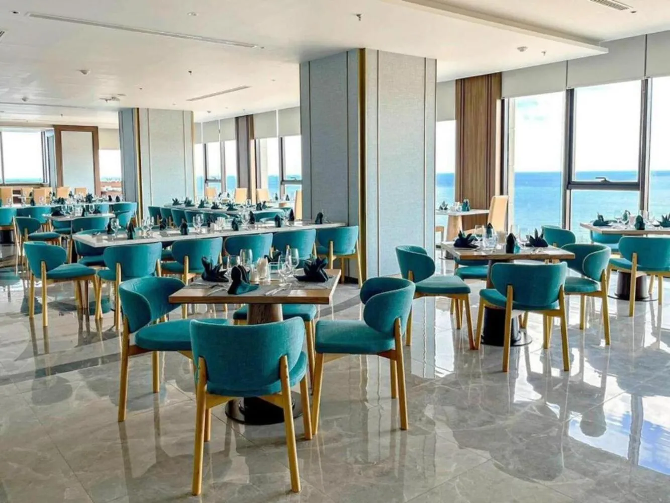 Restaurant/places to eat in Mandala Apartment & Resort Chambay, Mui Ne - By B4B & S3