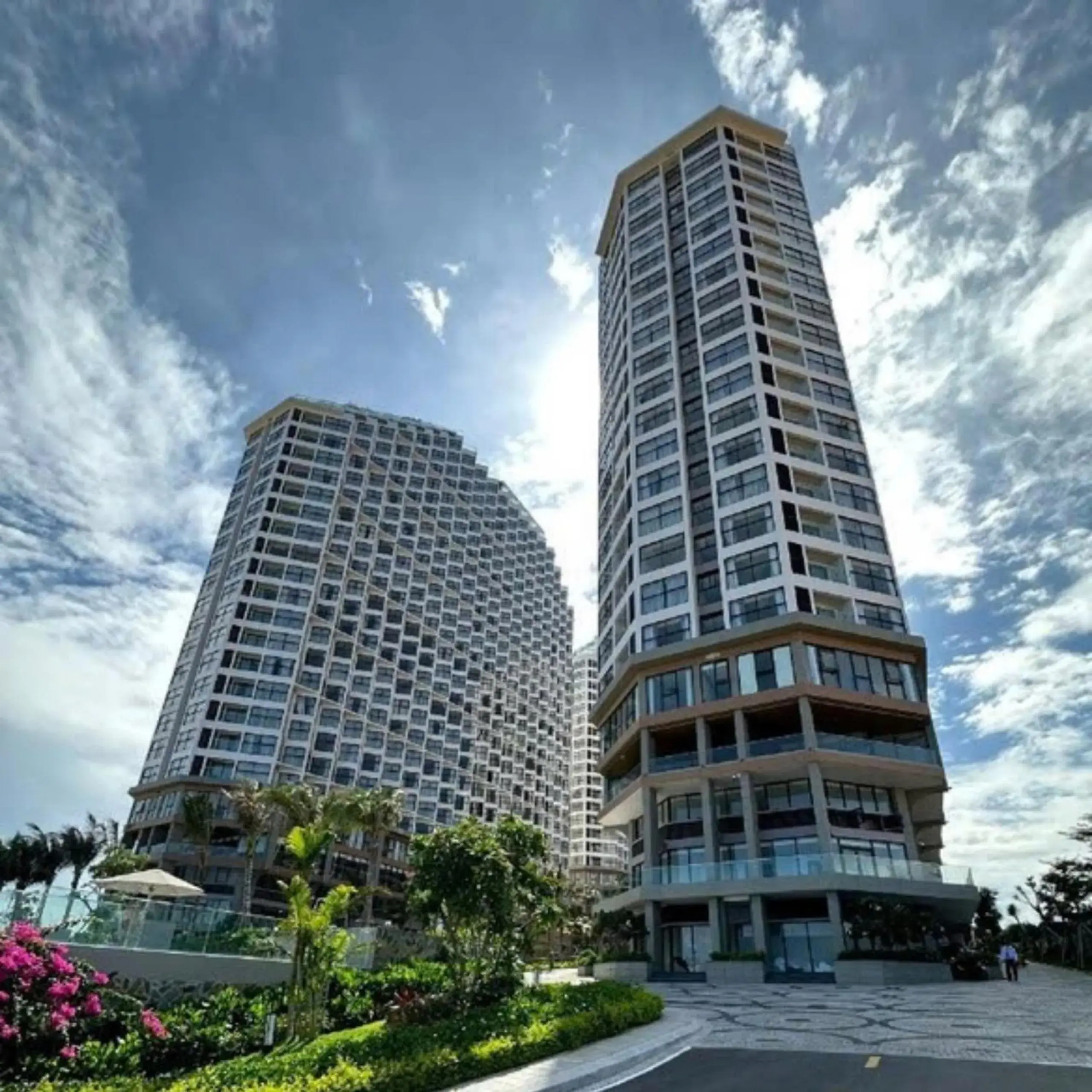 Property building in Mandala Apartment & Resort Chambay, Mui Ne - By B4B & S3 Property building in Mandala Apartment & Resort Chambay, Mui Ne - By B4B & S3