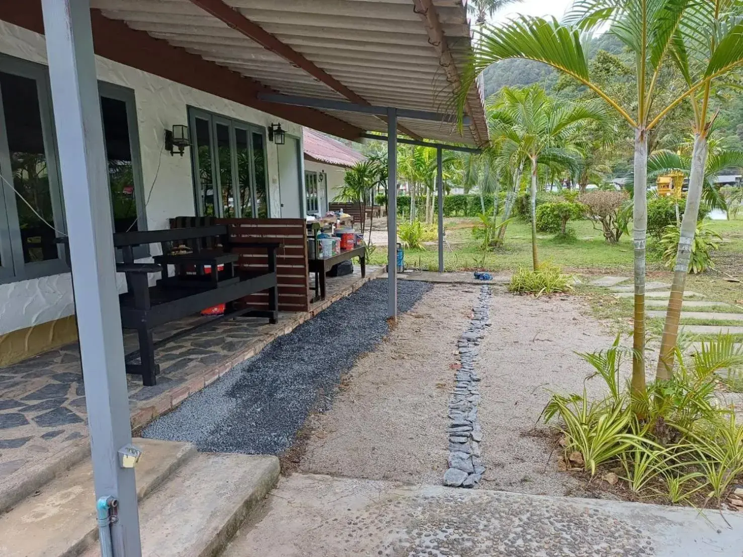 Property building in Lanta Mermaid Resort Property building in Lanta Mermaid Resort