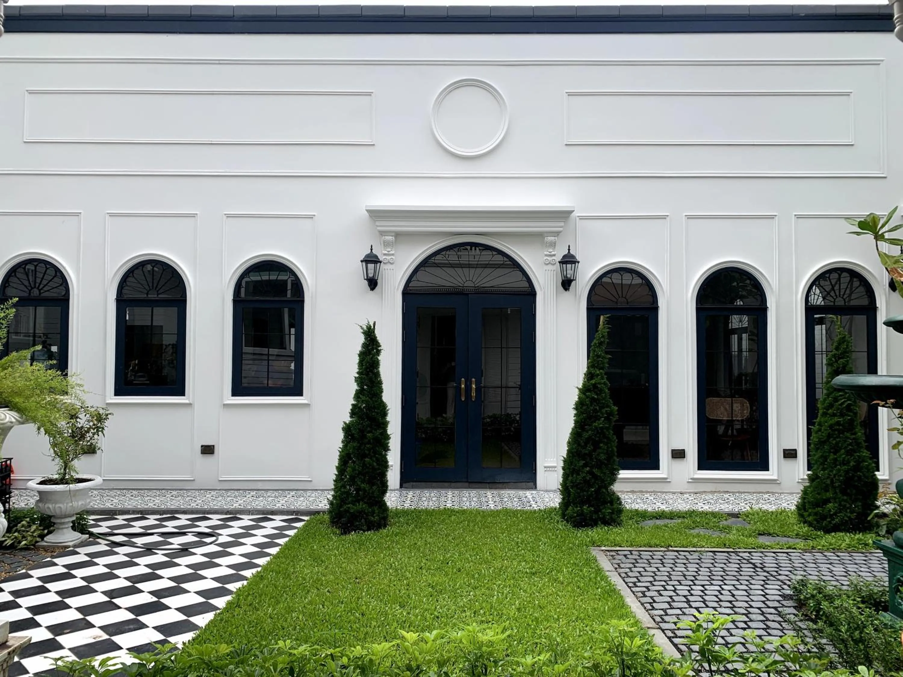 Property building in Wynn Villa