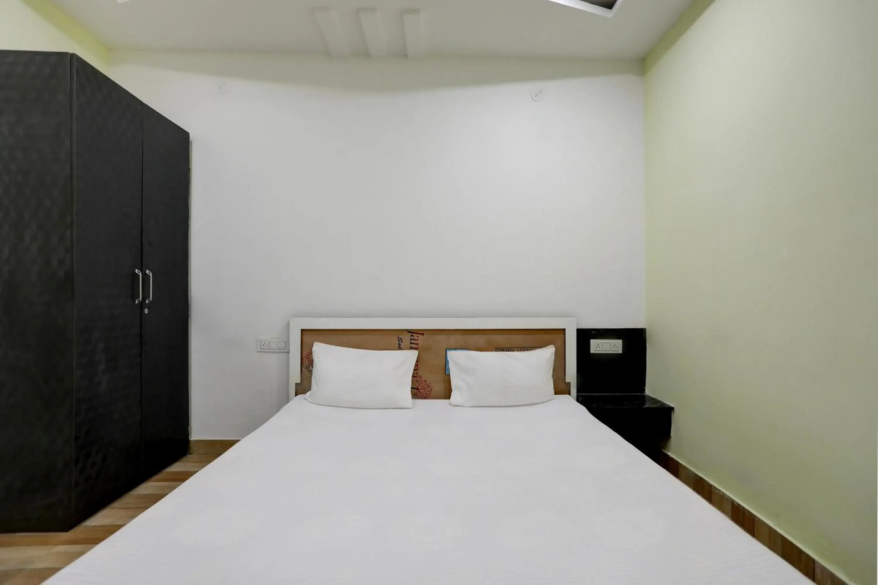 Bedroom, Bed in Hotel O The Nirvana Resorts Bedroom, Bed in Hotel O The Nirvana Resorts