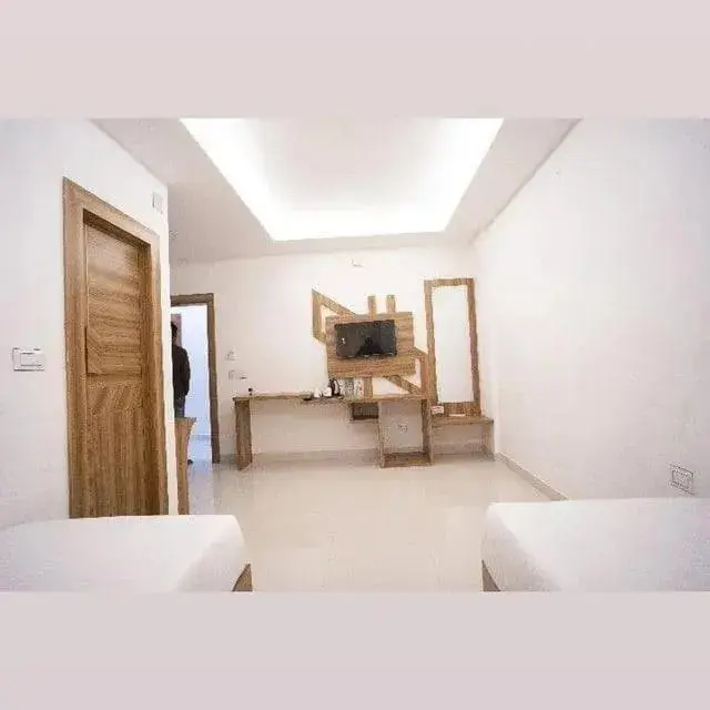 Bed in Hotel Shanti International Bed in Hotel Shanti International