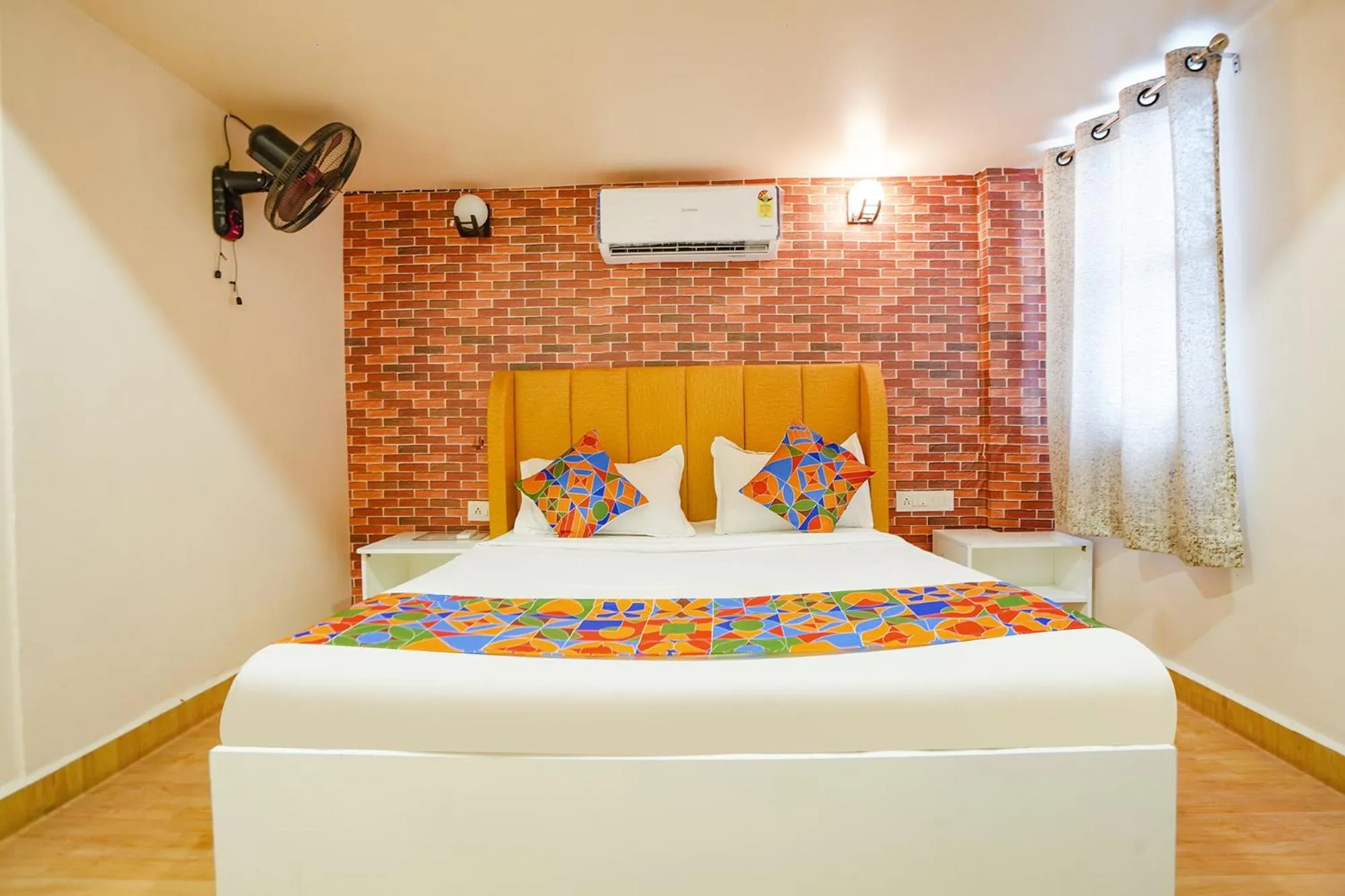 Bed in Via The Imperial Green