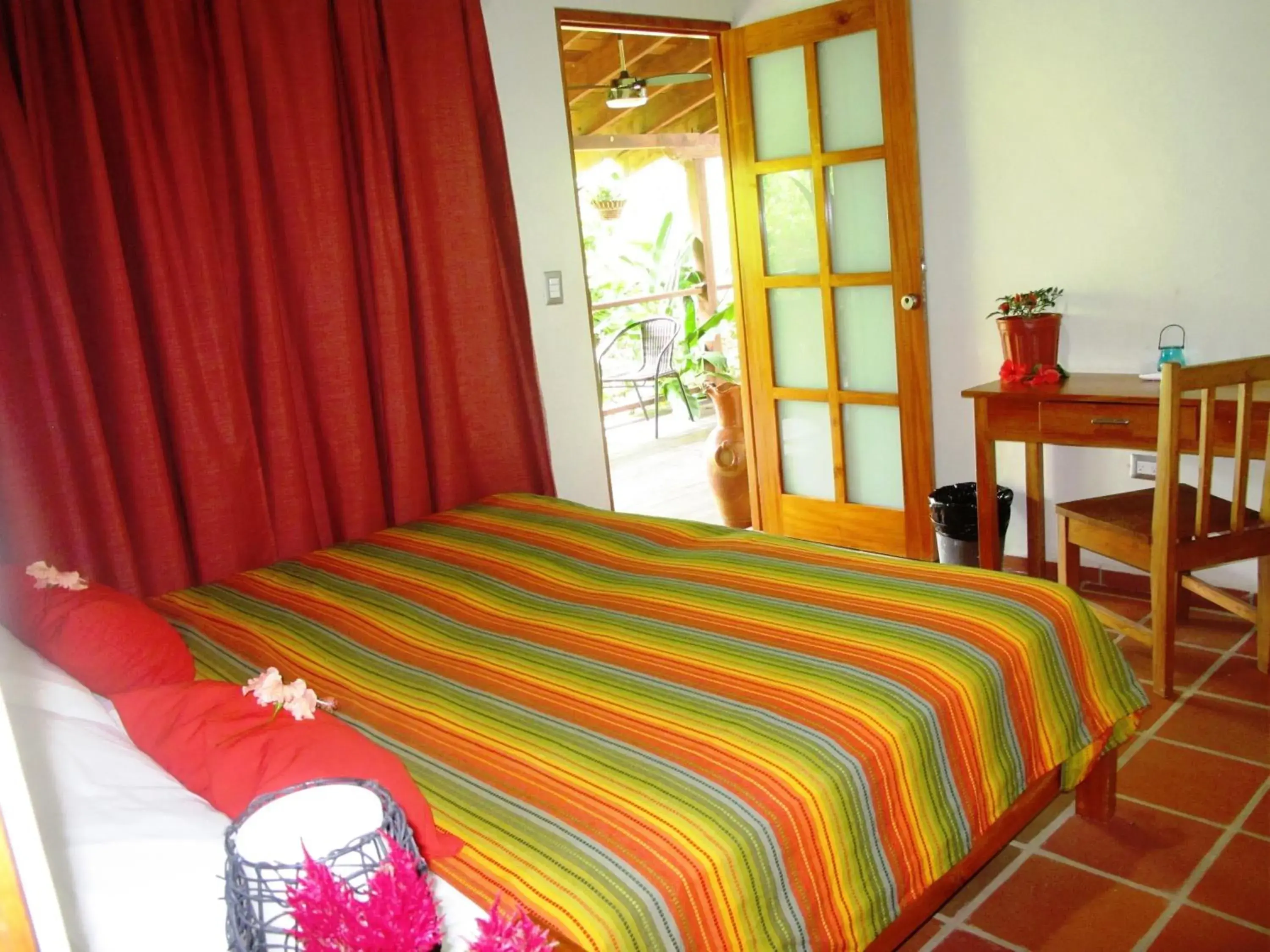 Double Room with Terrace in Hotel Iguanito Double Room with Terrace in Hotel Iguanito